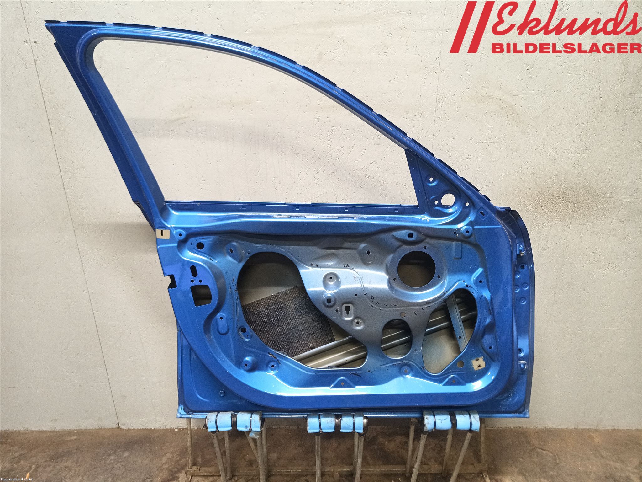 BMW 3 F30/F31/F80 12-19 Dörr Fram Vänster