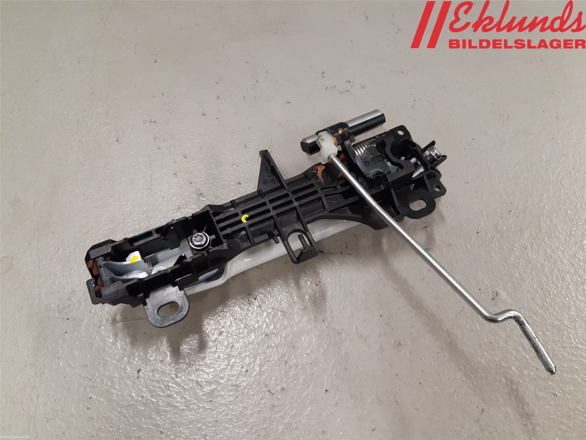 Toyota YARIS XP130 15-20 Dörrhandtag Yttre Hö