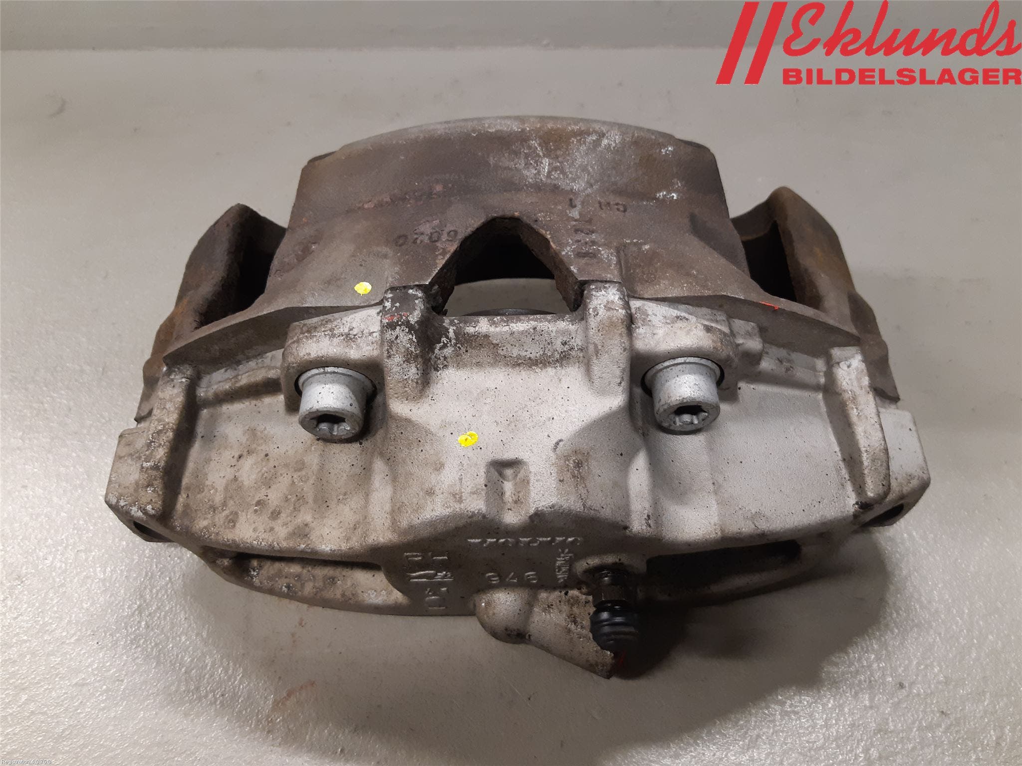 Volvo XC70 14-16 Bromsok Fram Höger