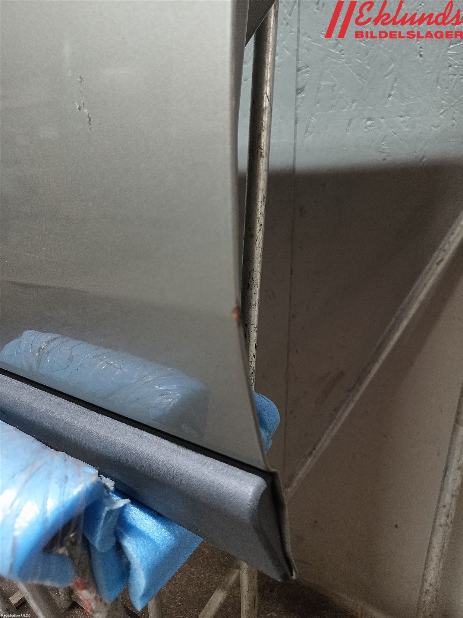 Volvo V70 05-08 Dörr Fram Vänster