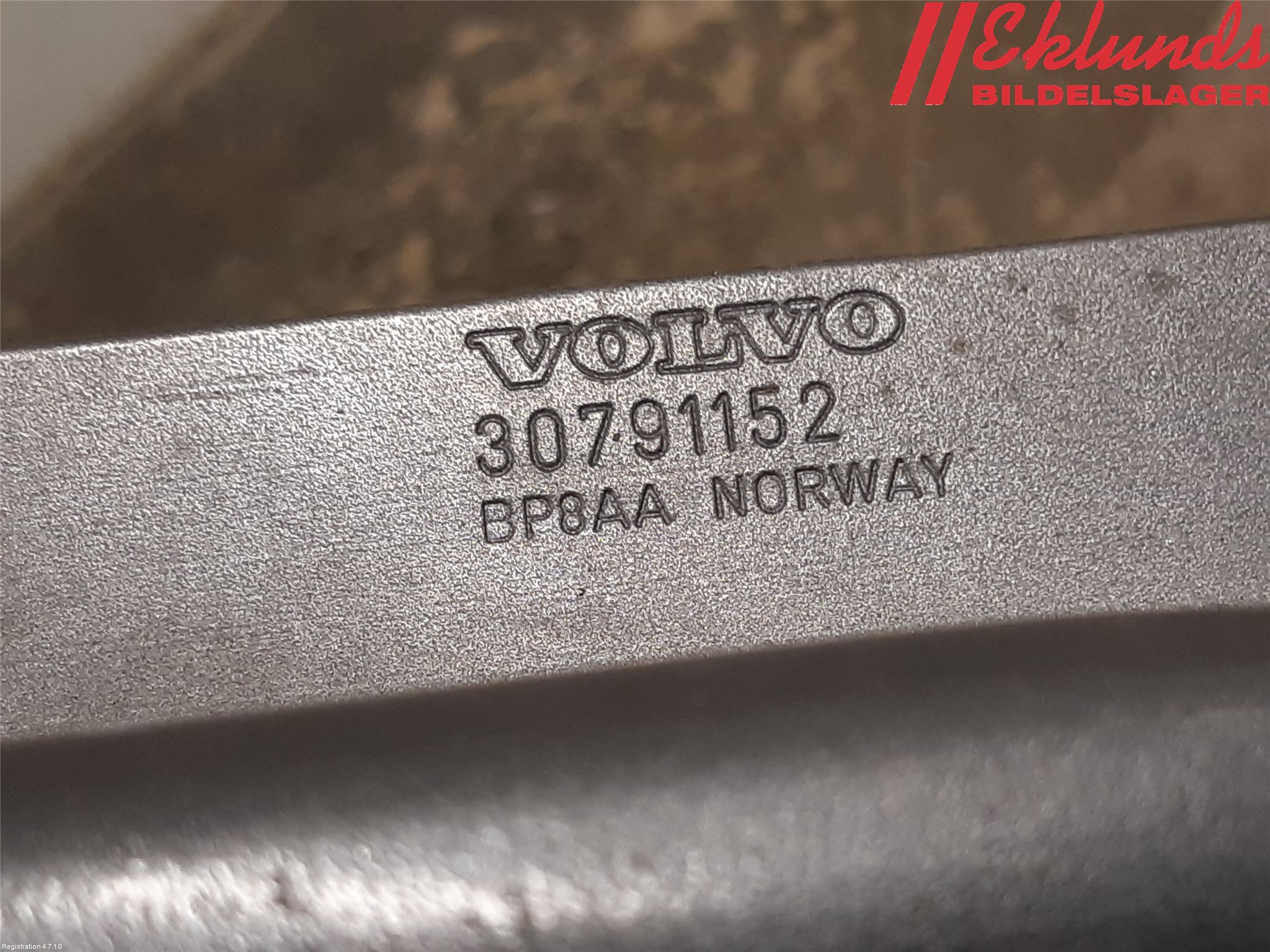 Volvo V70 08-13 Stötfångarbalk Fram