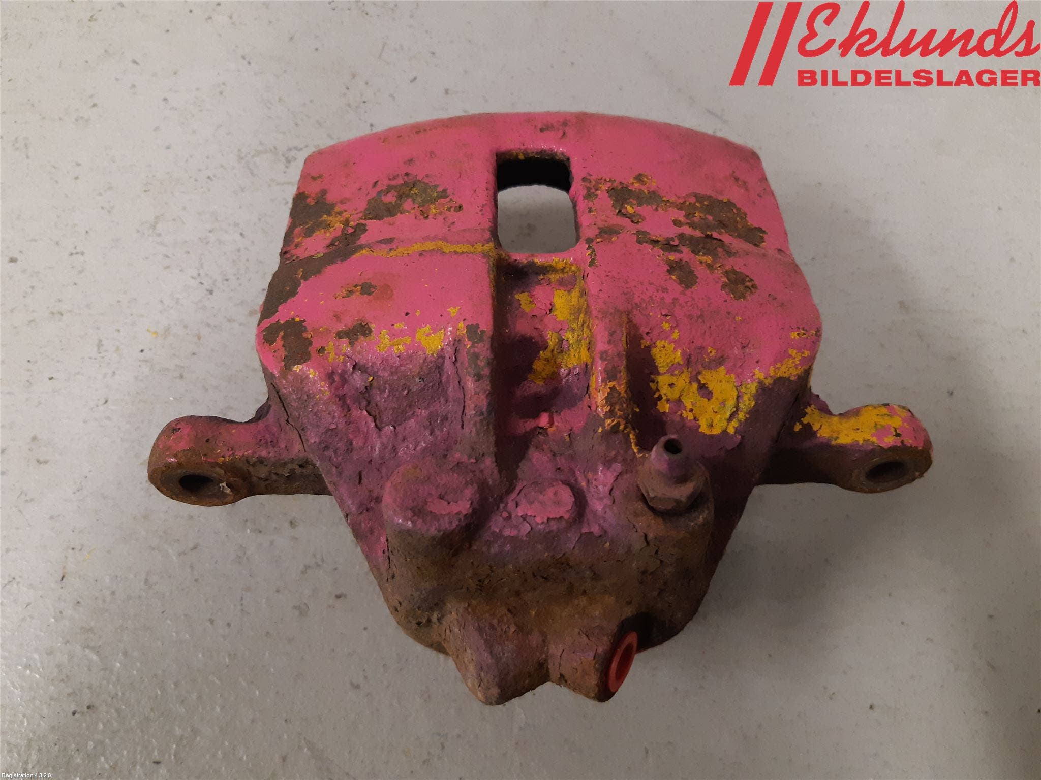 Volvo 940 91-98 Bromsok Fram Vänster