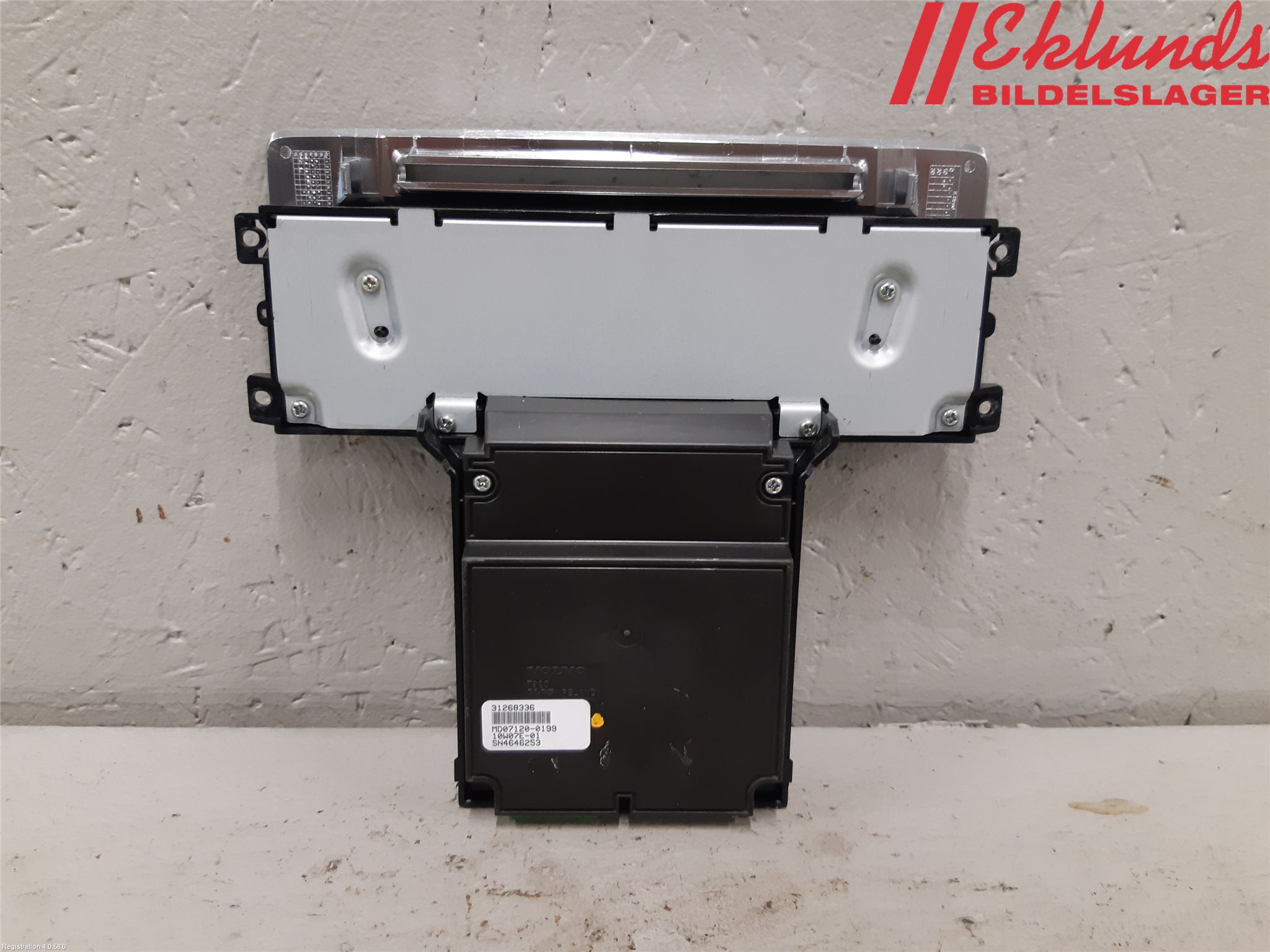 Volvo V70 08-13 Cd Radio - Multimediapanel