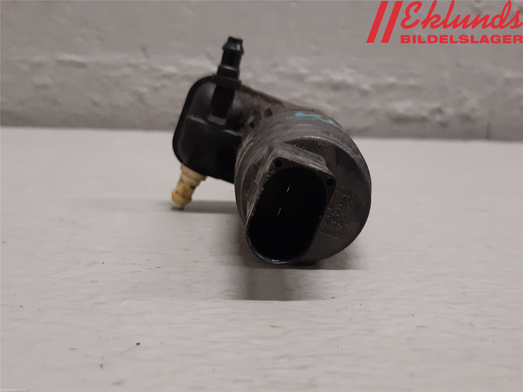 Volkswagen VW GOLF VI 09-13 Spolarpump Vindruta