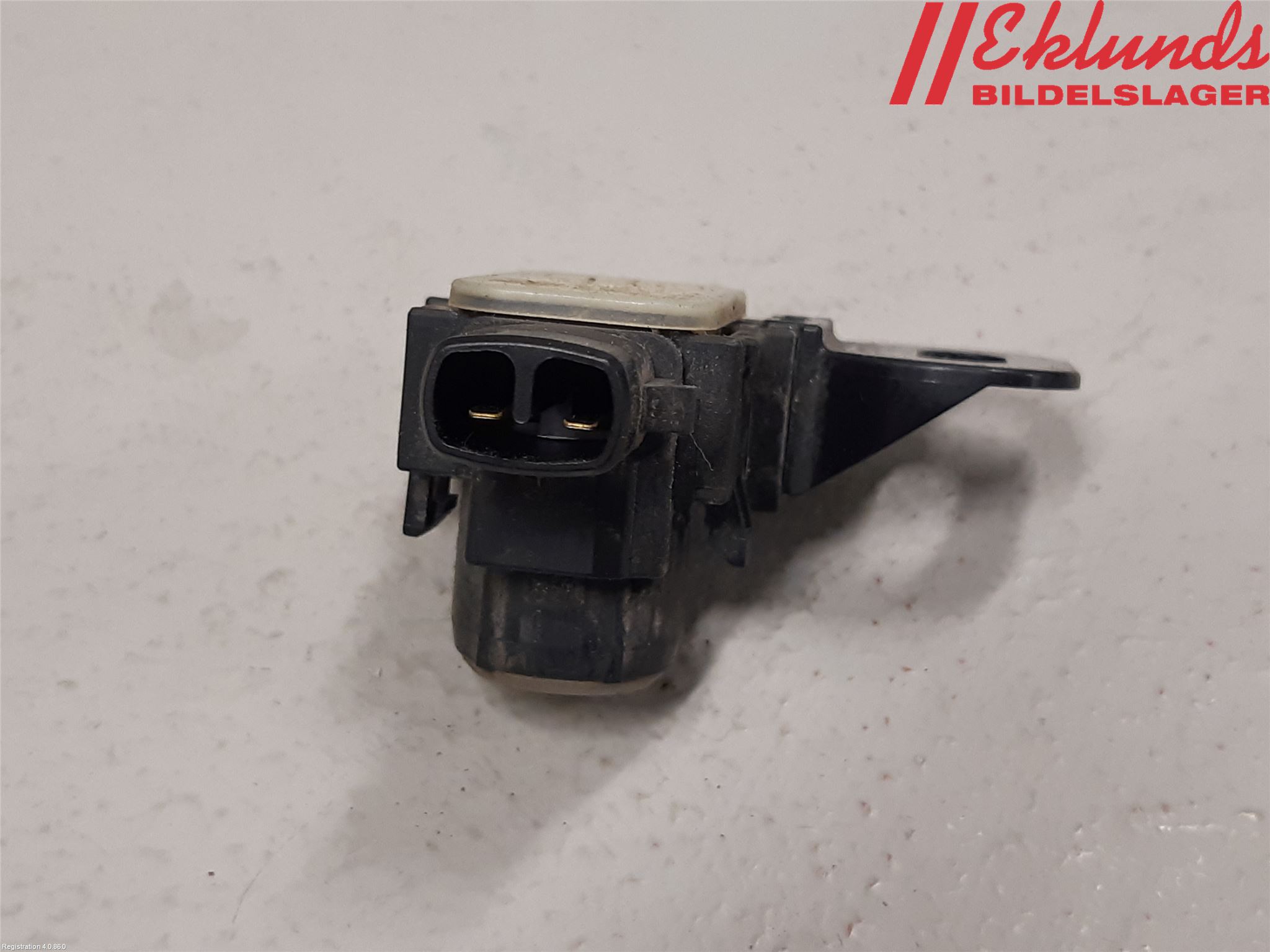 Toyota VERSO 09-18 Parkeringshjälp Frontsensor