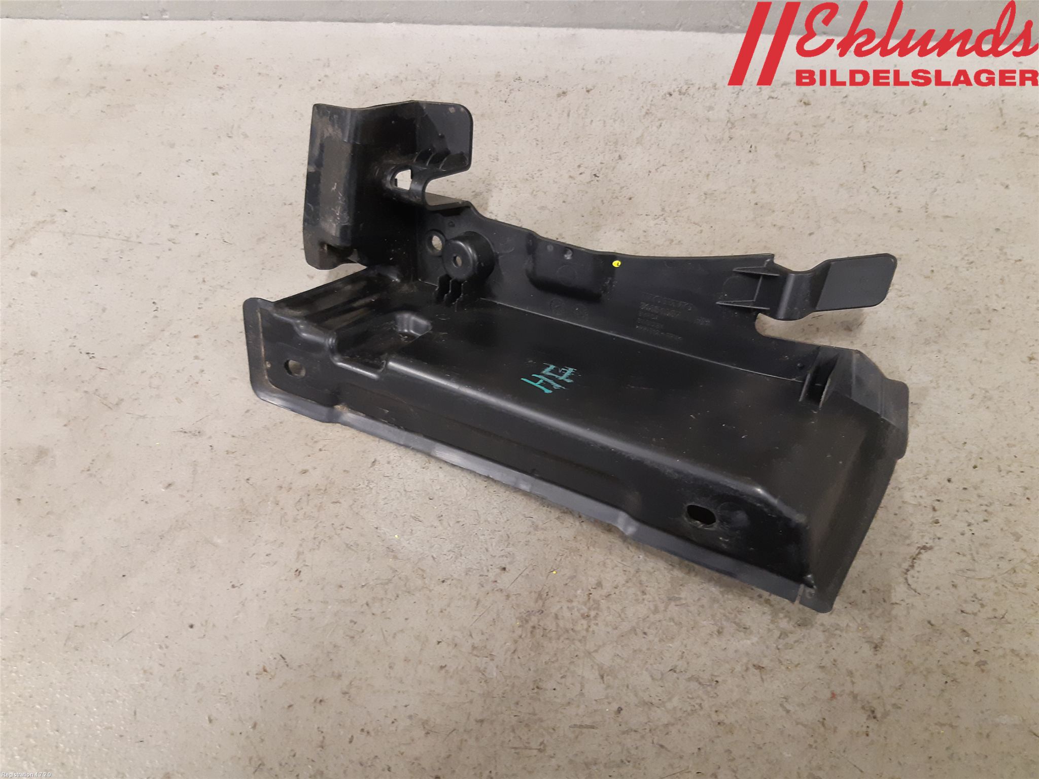 Volvo XC40/RECHARGE 18- Torpedplåt-Torpedplast