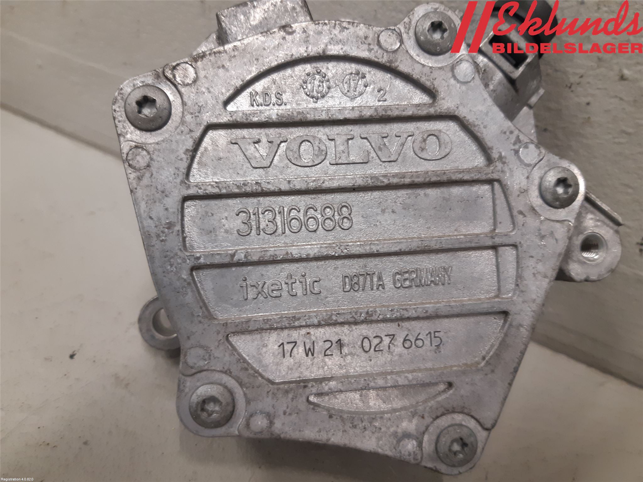 Volvo V90 CROSS COUNTRY 17->> Vakuumpump