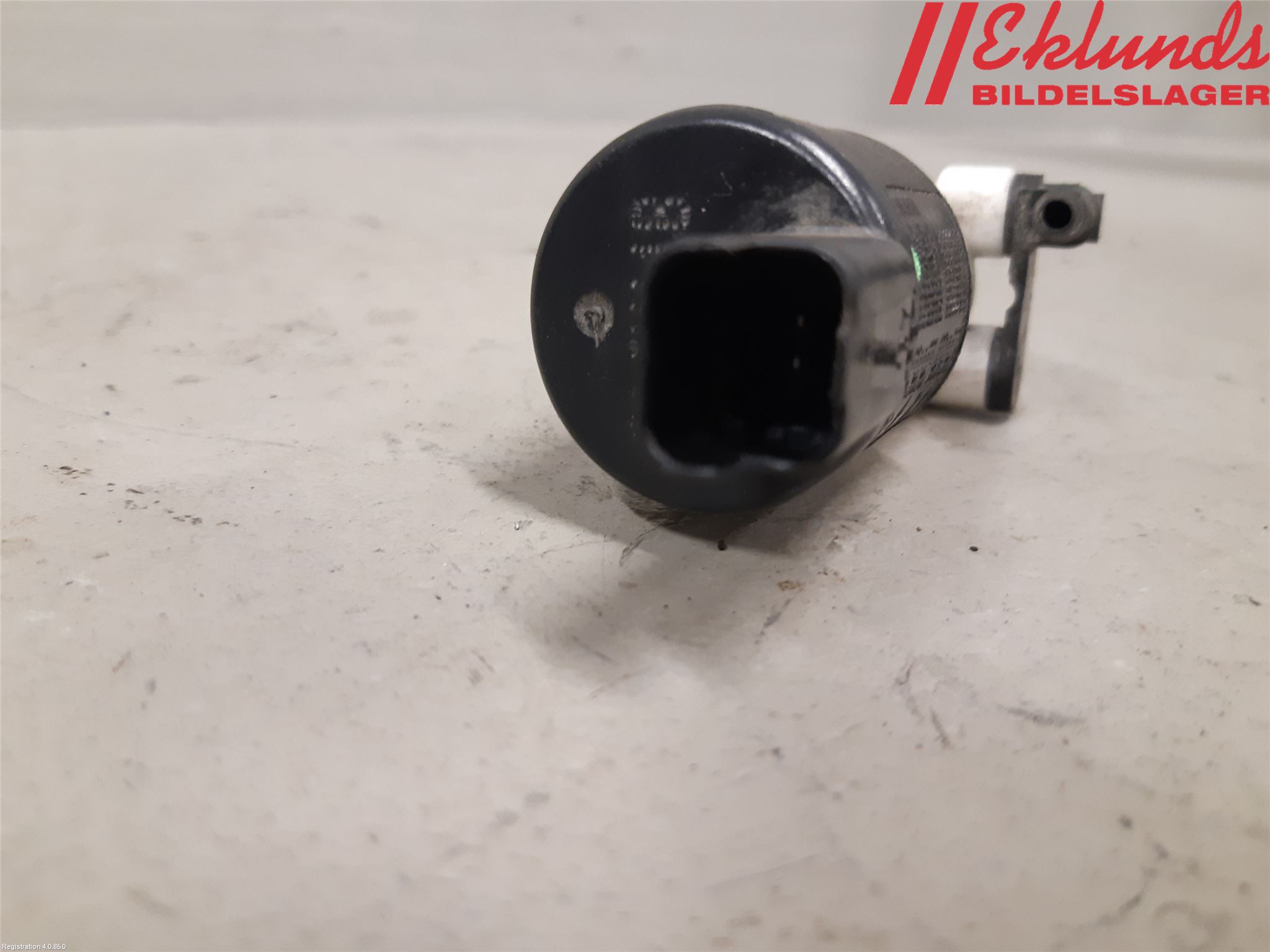 Peugeot PARTNER/E-PARTNER 19- Spolarpump Vindruta