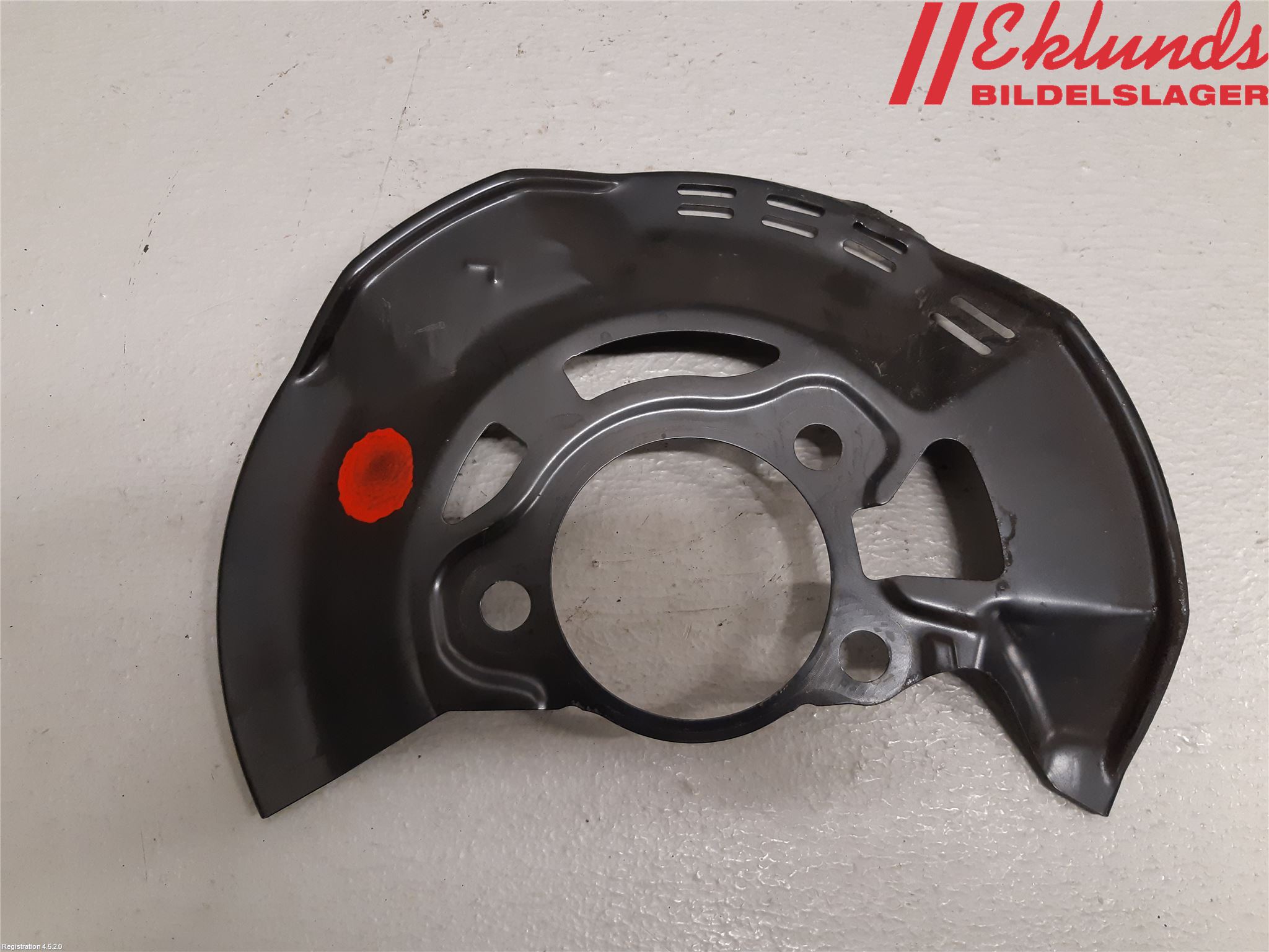 Toyota AYGO X AB70 22- Bromssköld Fram