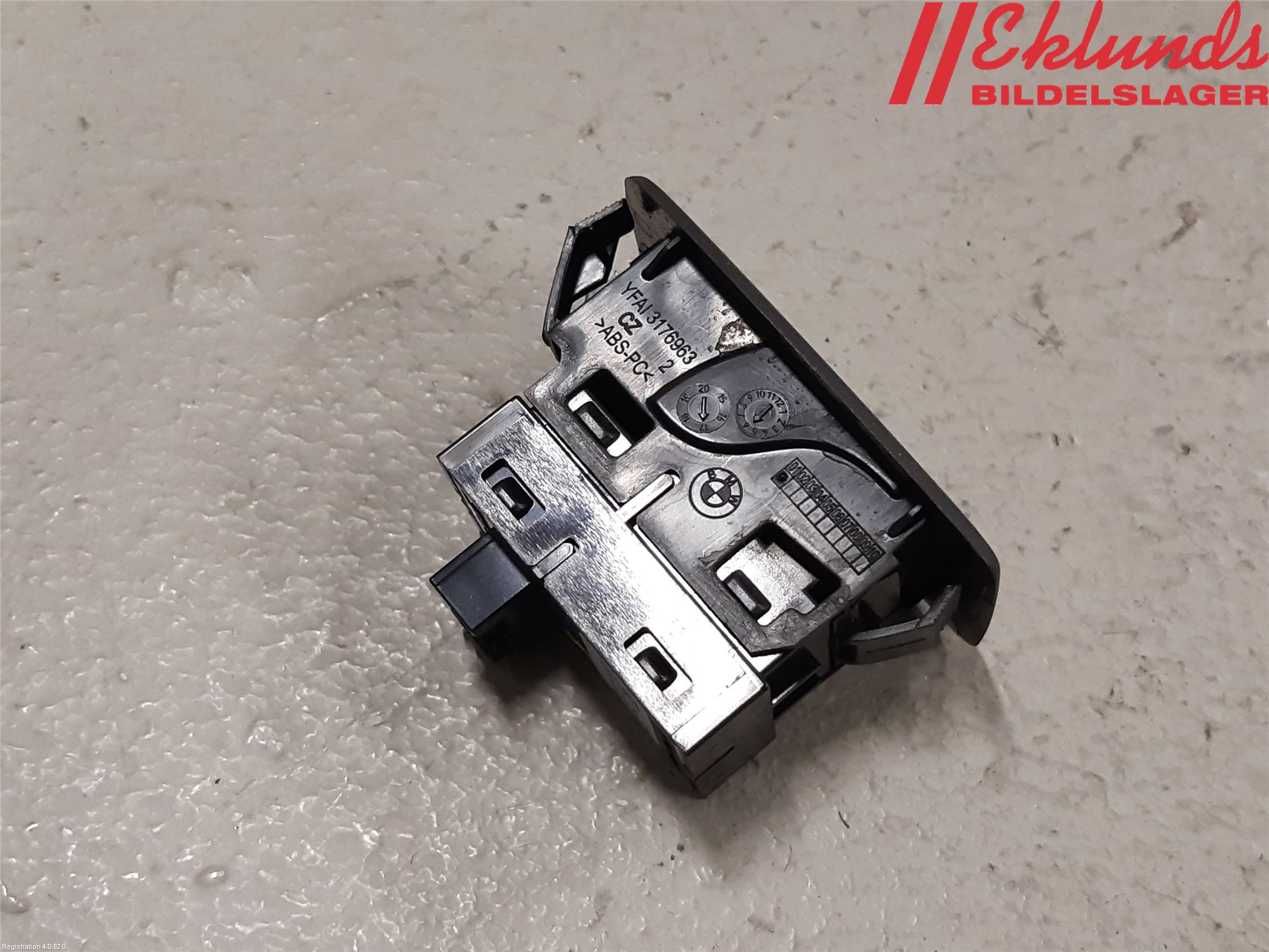 BMW 5 G30/G31/F90 17-23 Strömställare Baklucka