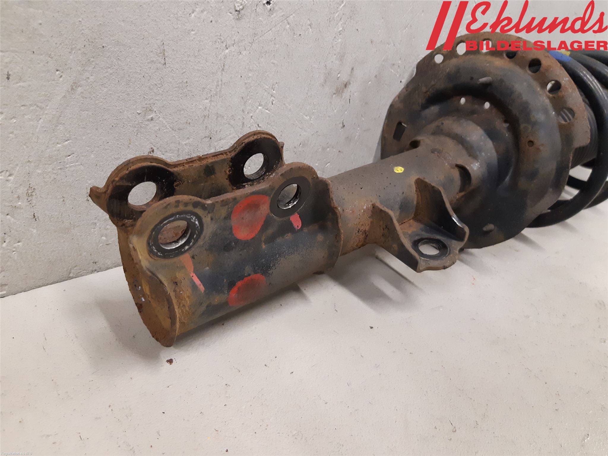 Kia RIO 12-16 Fjäderben Fram Höger