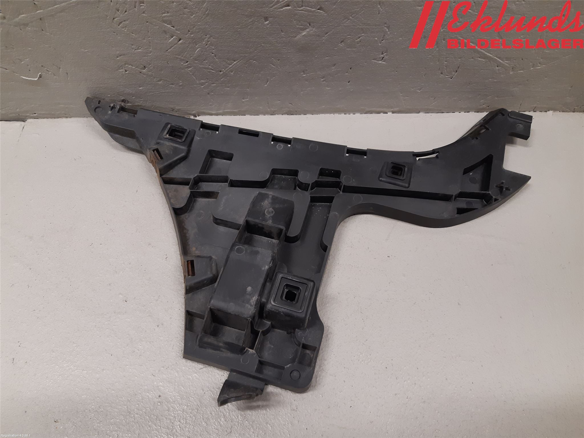 Volvo S80 07-13 Stötfångarfäste Bak Hö