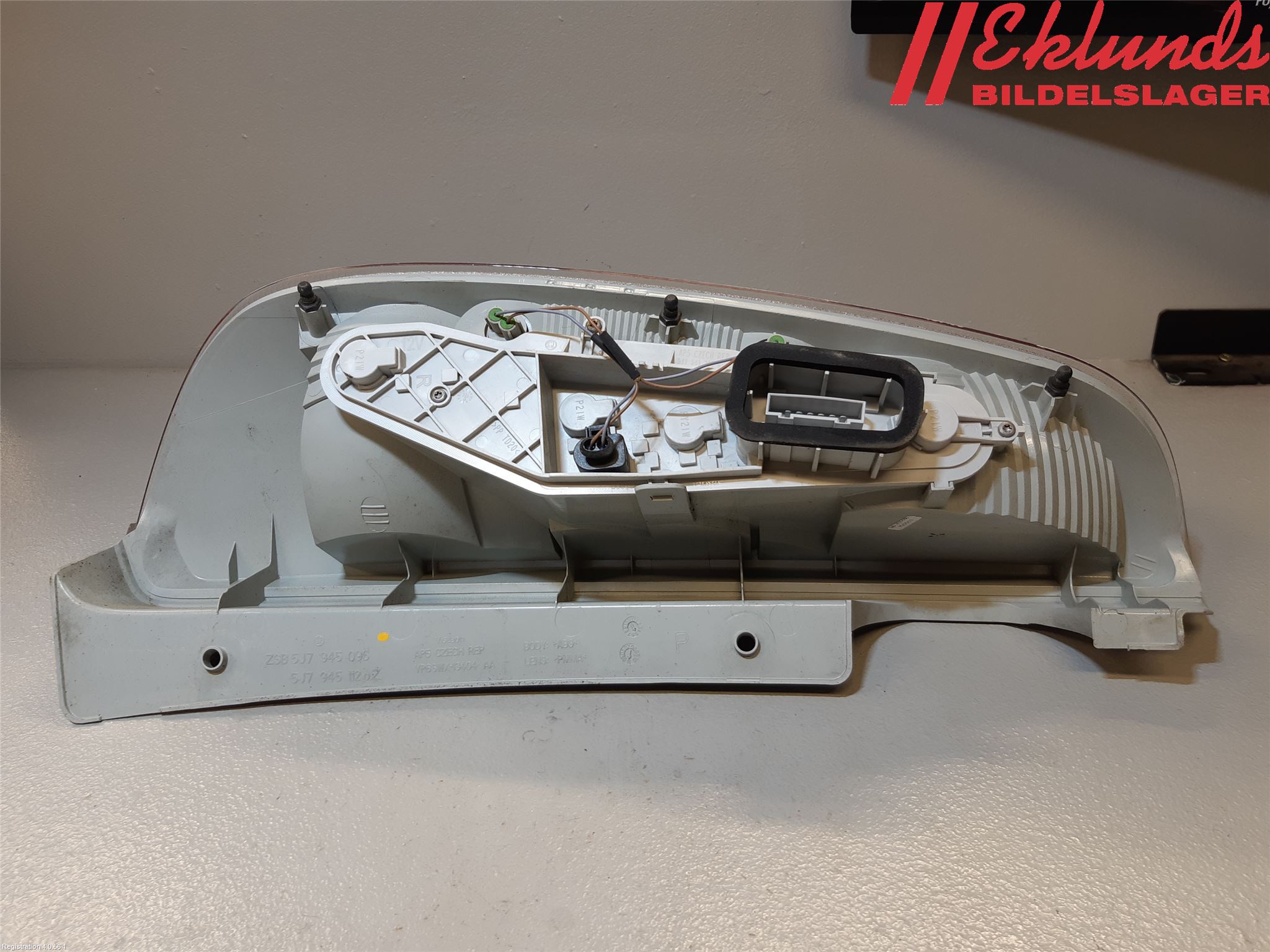 Skoda PRAKTIK Bakljus Höger