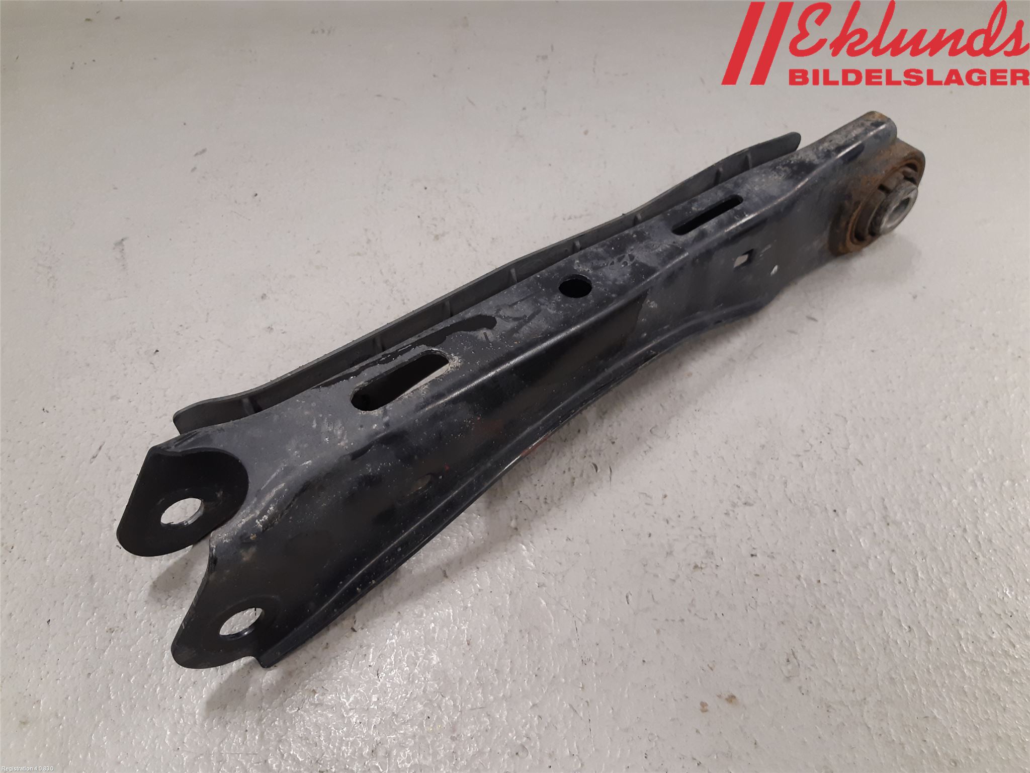 Kia OPTIMA 16-20 Bärarm Bak Höger