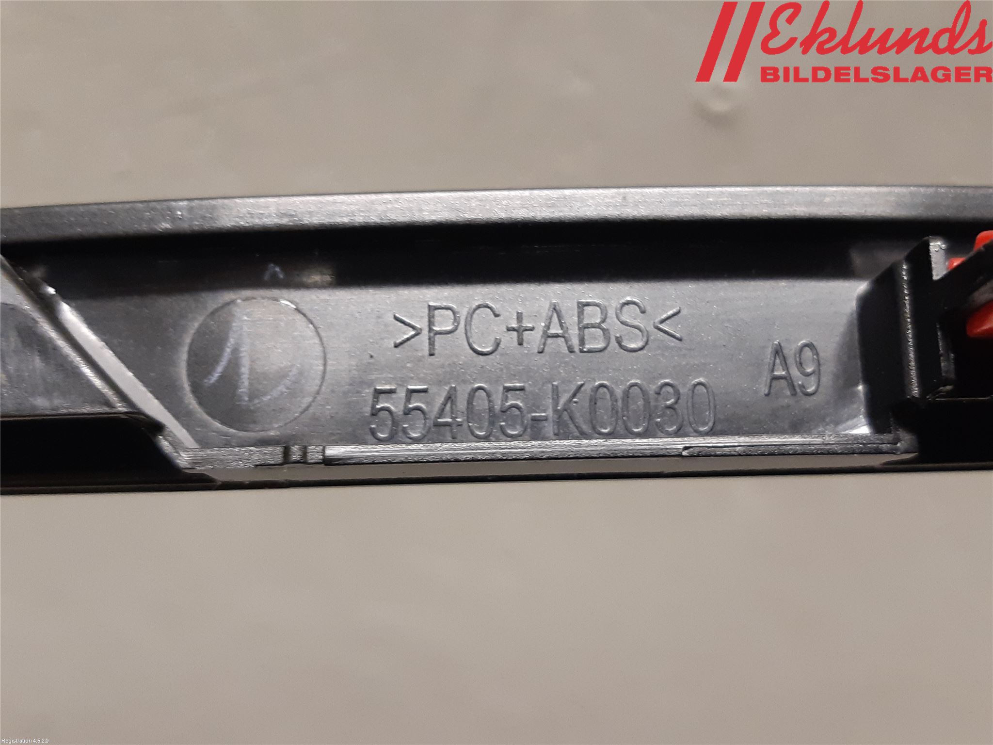 Toyota YARIS XP21 20- Instrument-Radio Sarg