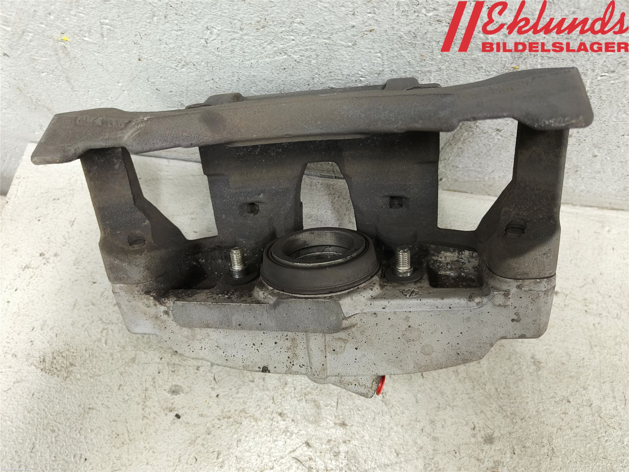 Volvo V70 14-16 Bromsok Fram Vänster