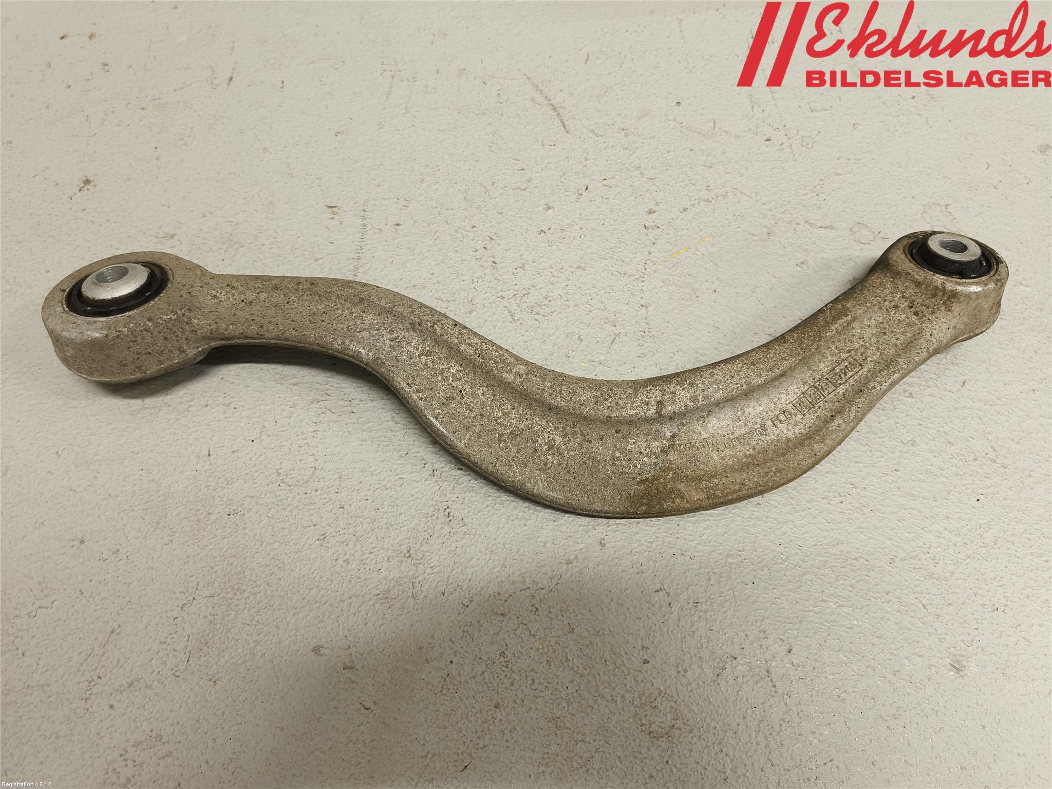 Audi A6 F2/C8 19- Bärarm Bak Övre Höger