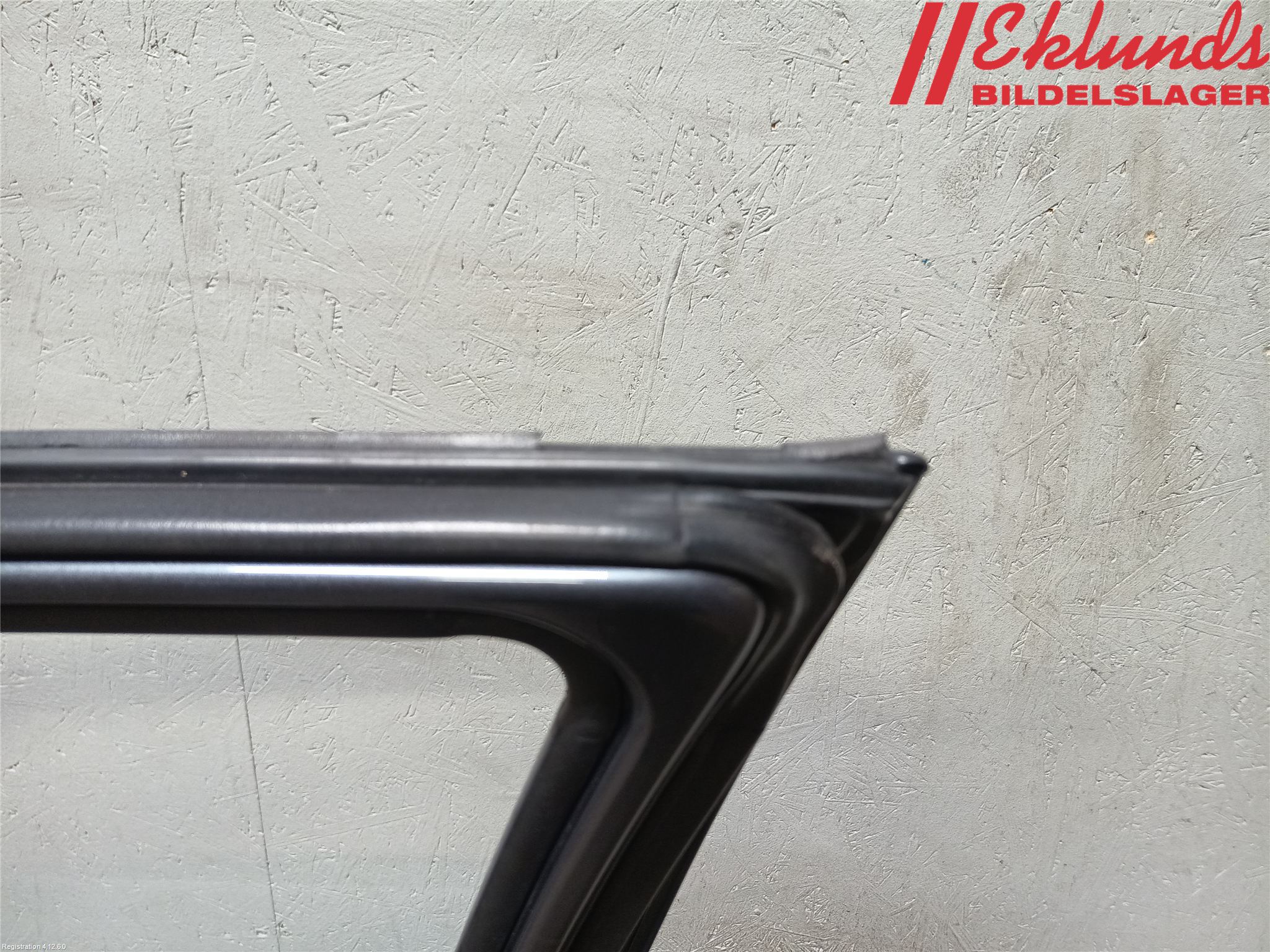 Volvo V70 05-08 Dörr Fram Höger