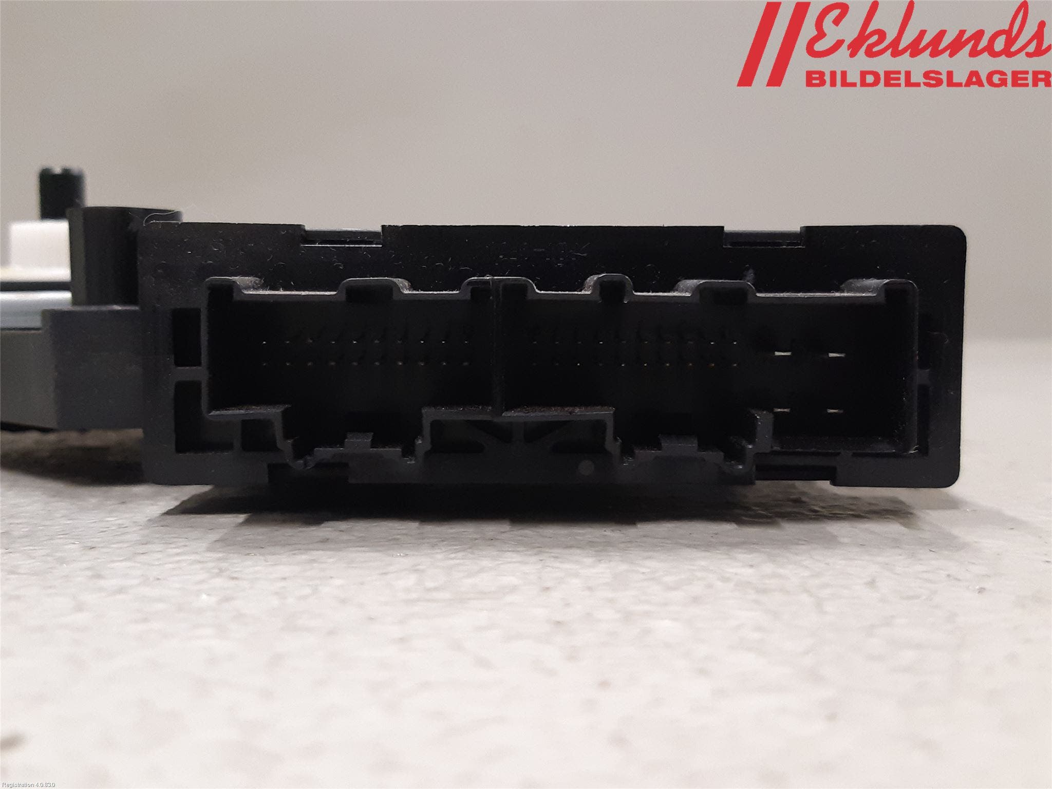 Volvo V90 17->> Fönsterhissmotor