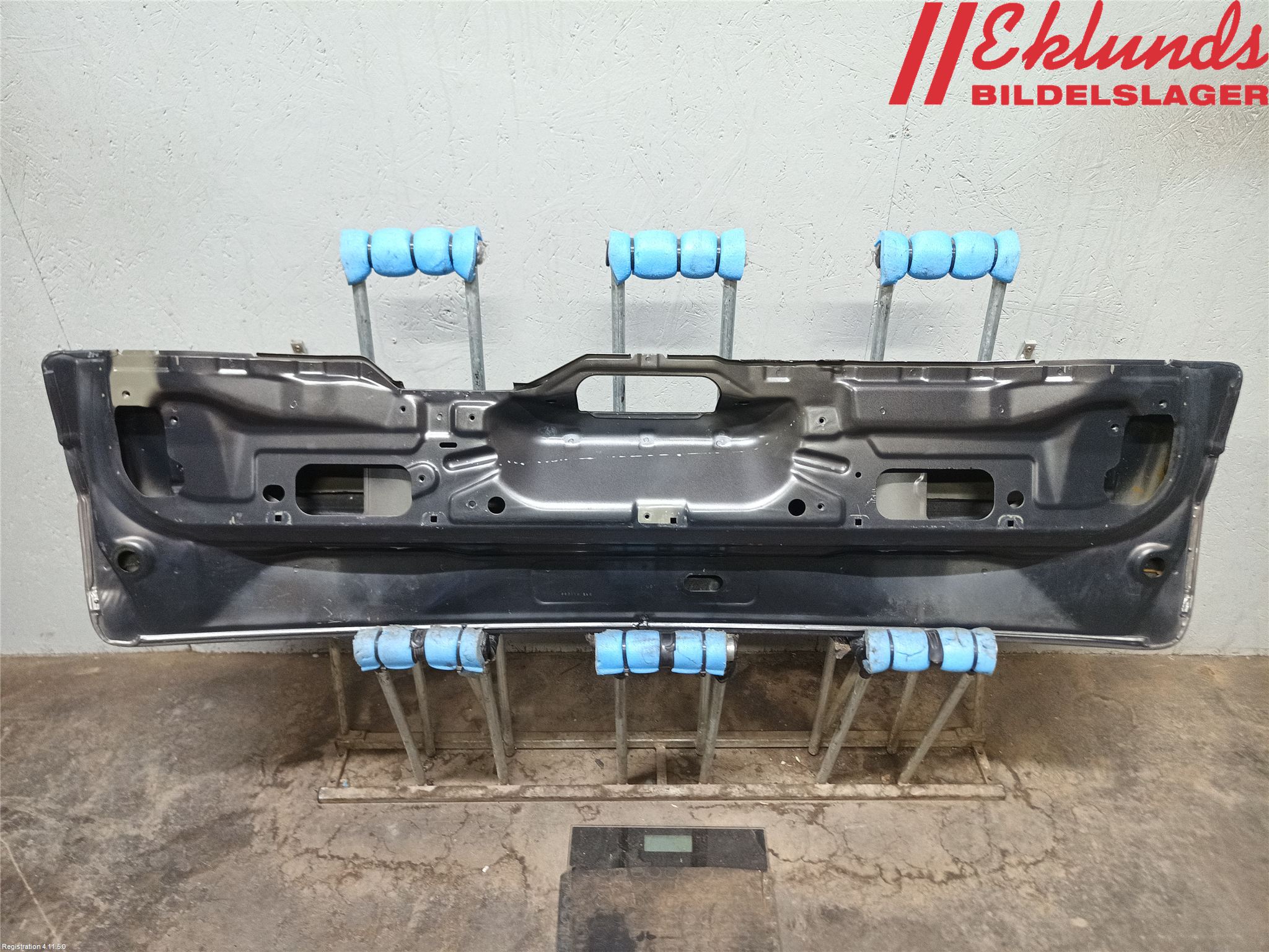 BMW X5 E70 07-13 Baklucka Nedre