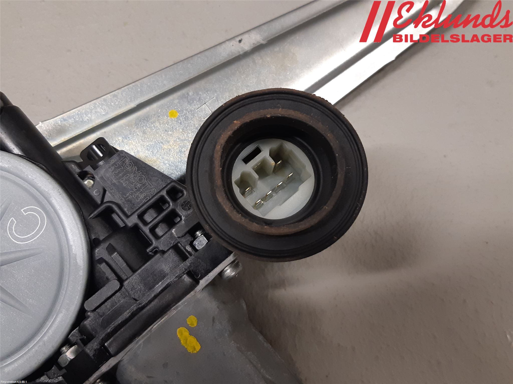 Toyota RAV4 13-18 Fönsterhiss El Kompl