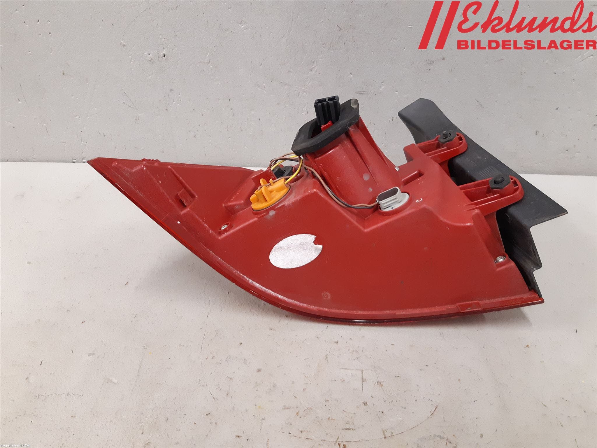 Volkswagen VW PASSAT 11-14 Bakljus Höger