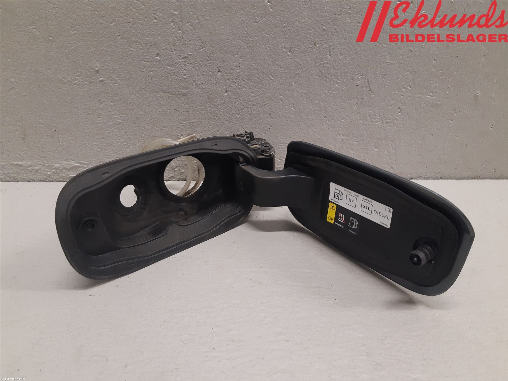 Volvo V60 19- Tanklucka