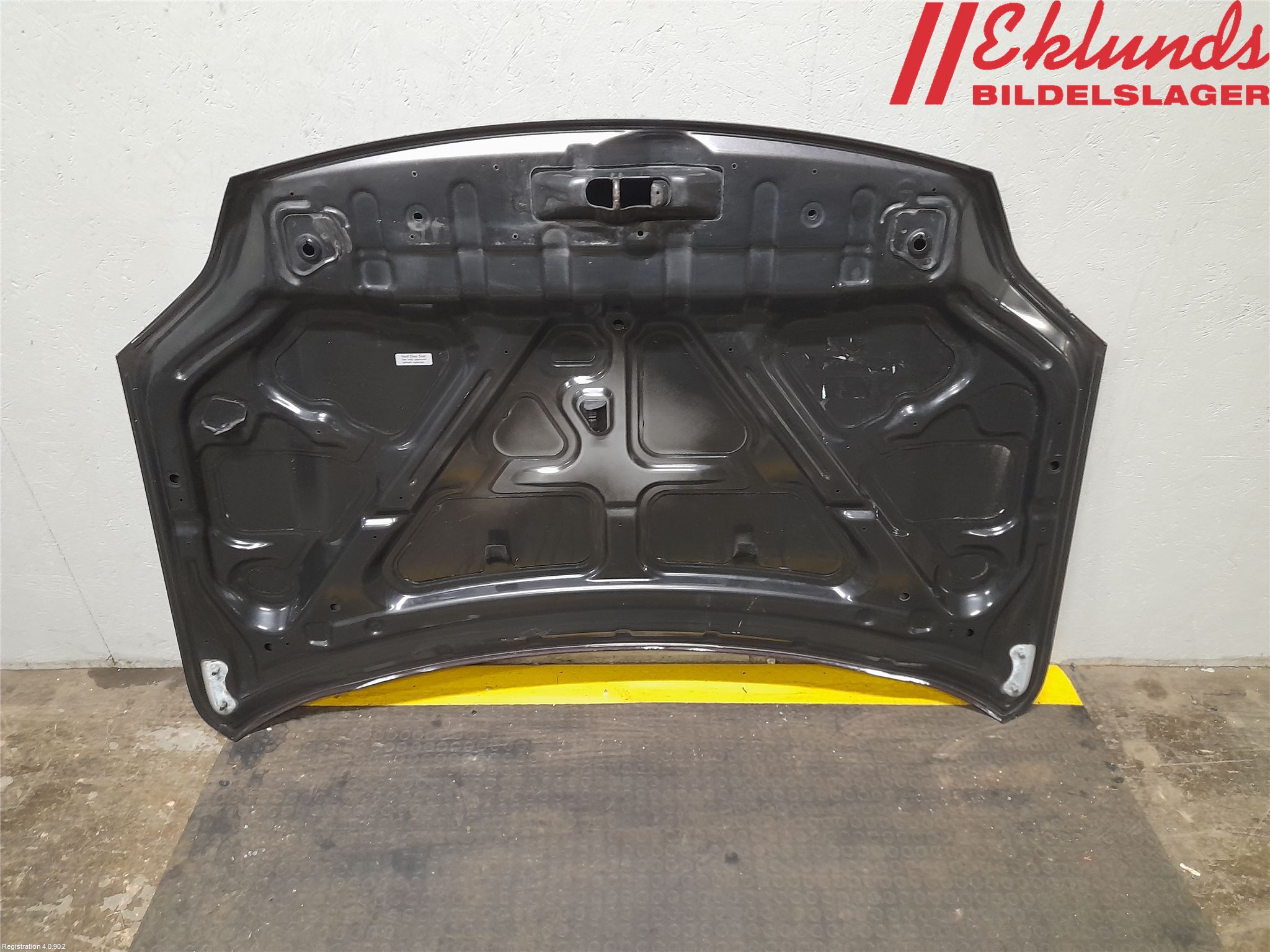 Nissan X-TRAIL 08-14 Huv Fram