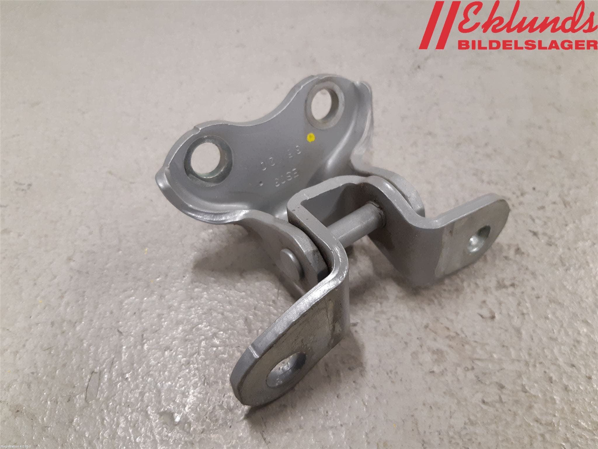 Toyota YARIS XP21 20- Dörrgångjärn