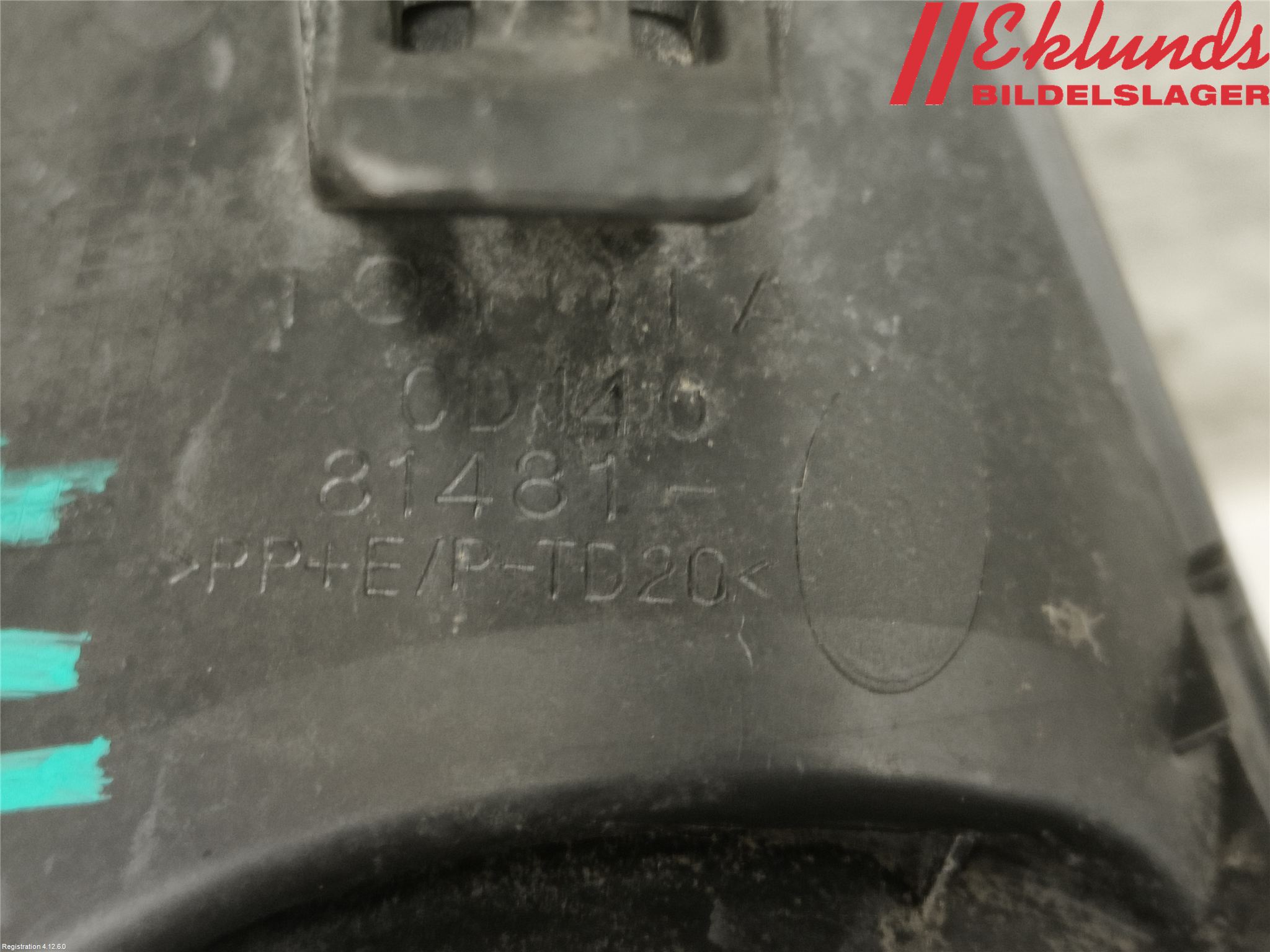 Toyota YARIS XP130 12-14 Dimljussarg Fram