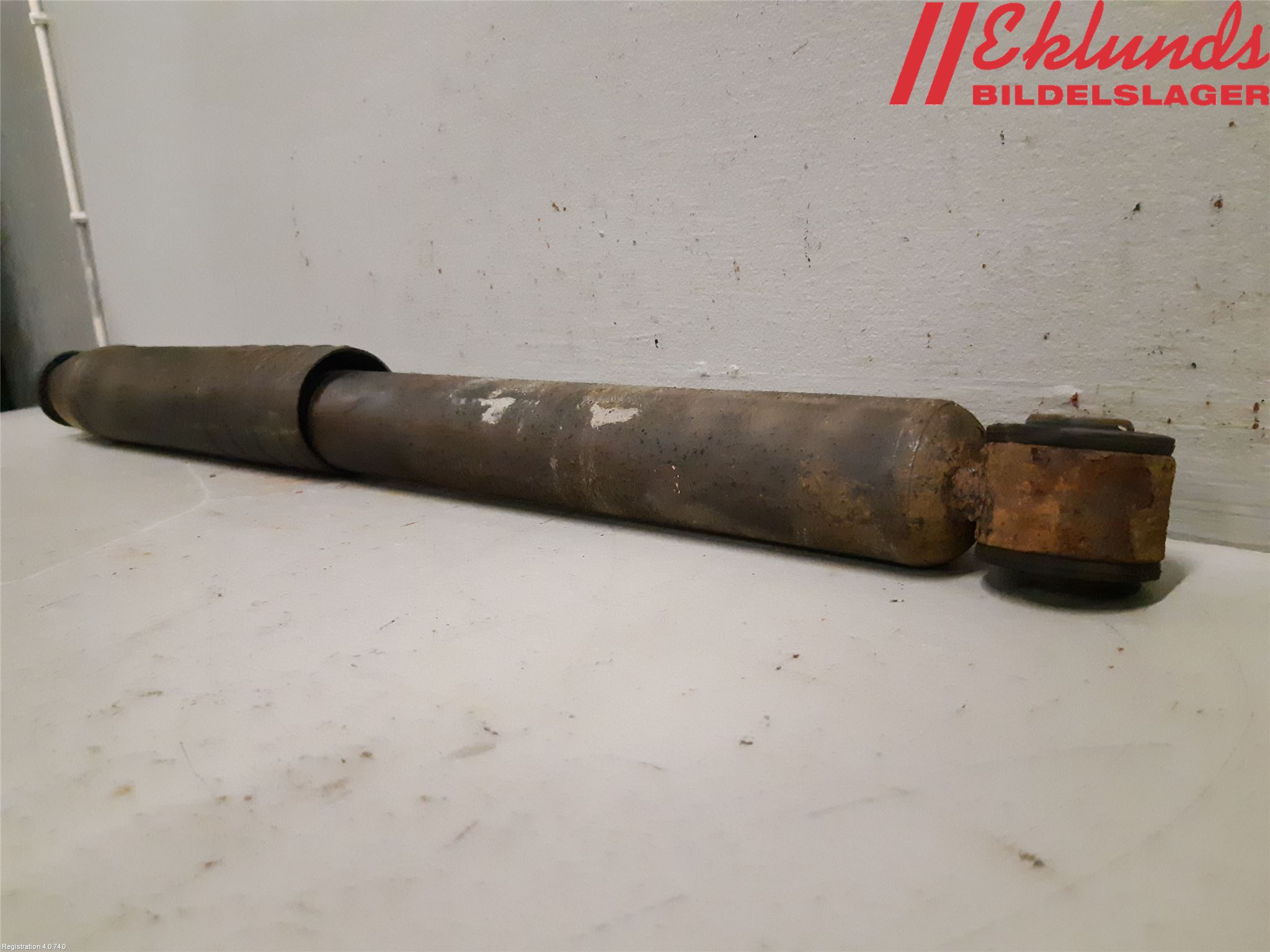 Renault CAPTUR 13-19 Stötdämpare Bak