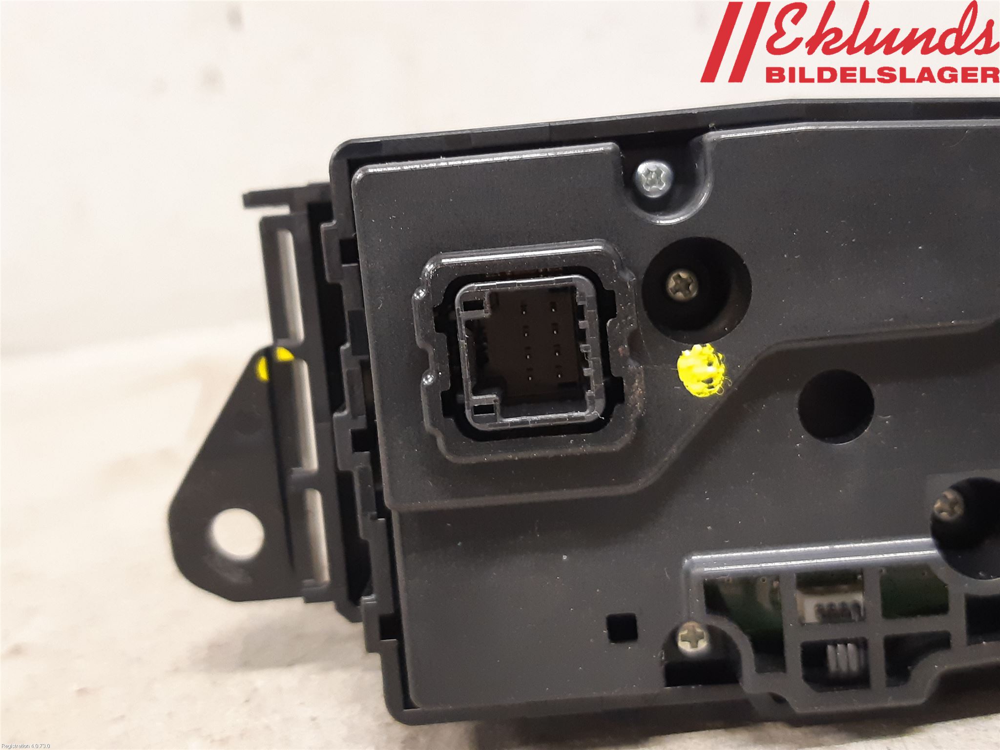 Mazda 2 (DJ) 15-22 Strömställare Multifunktion