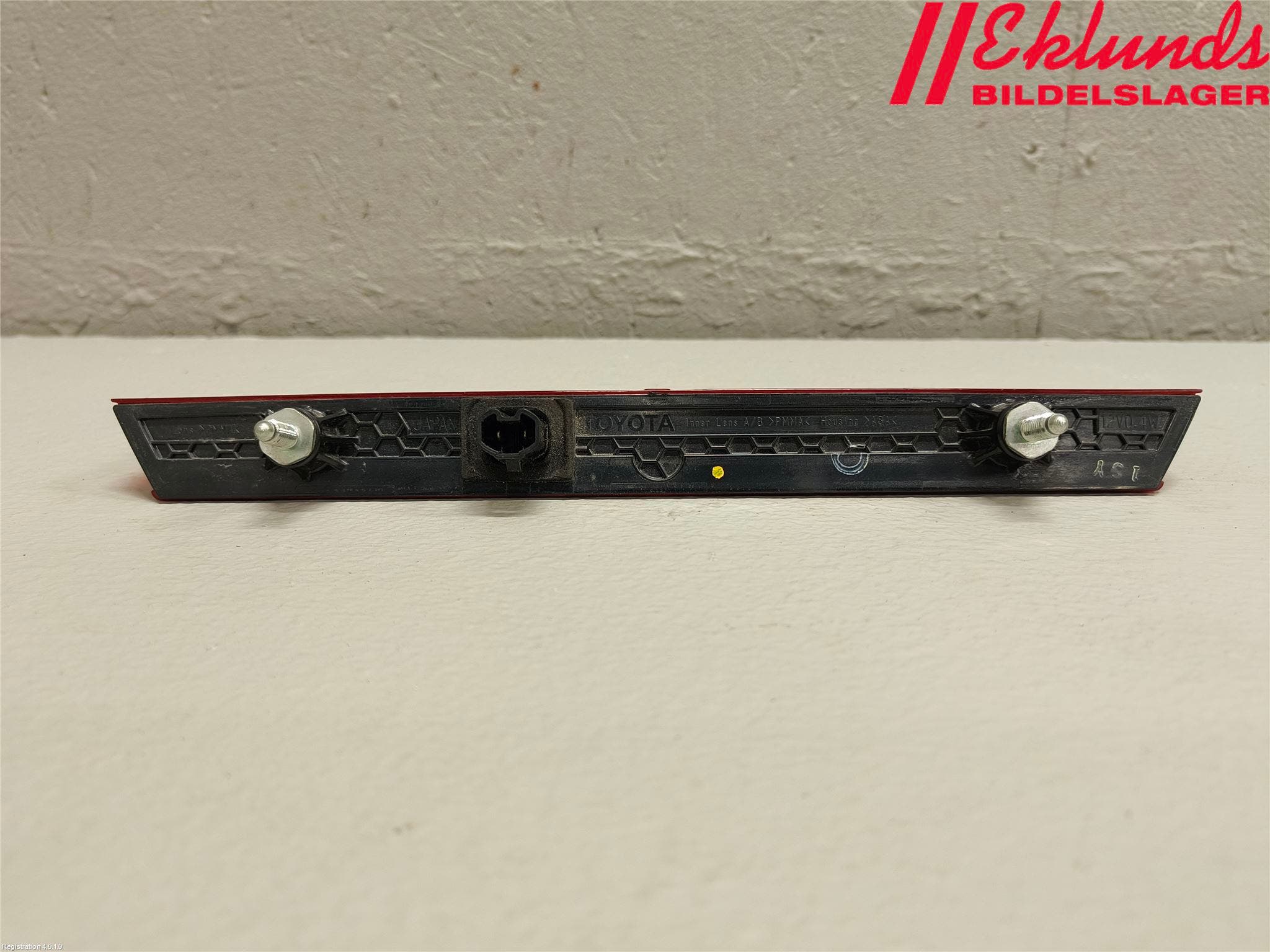 Toyota COROLLA 19- Bromsljus Bakruta