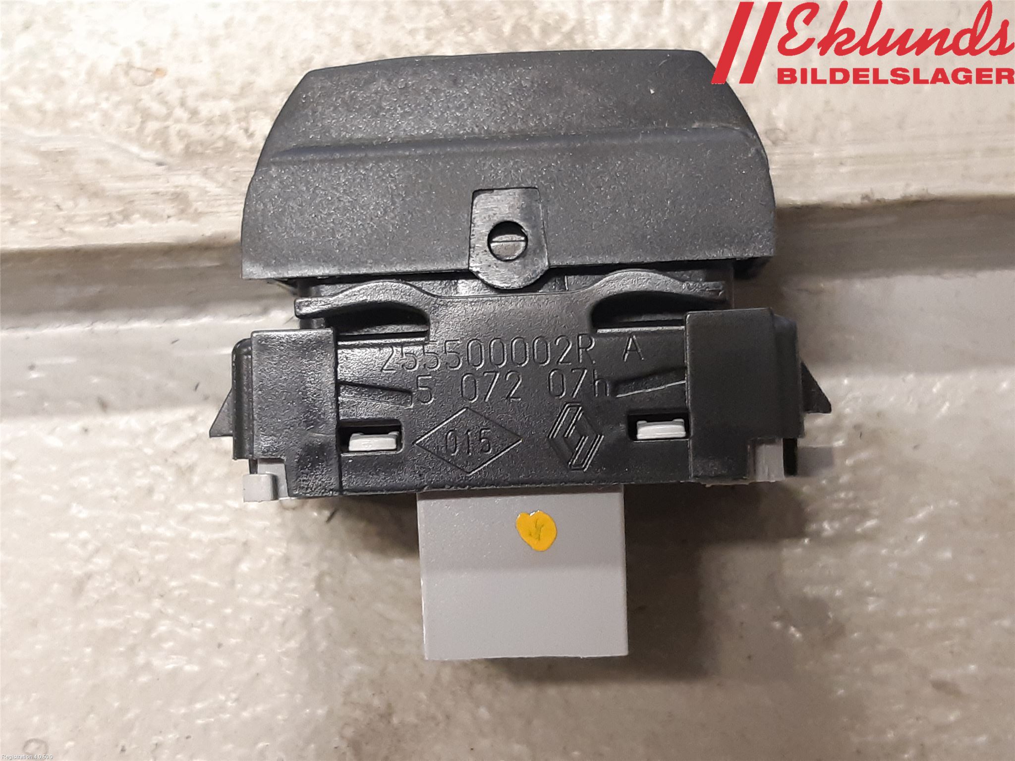 Renault TRAFIC/E-TECH 15- Strömställare Övrigt