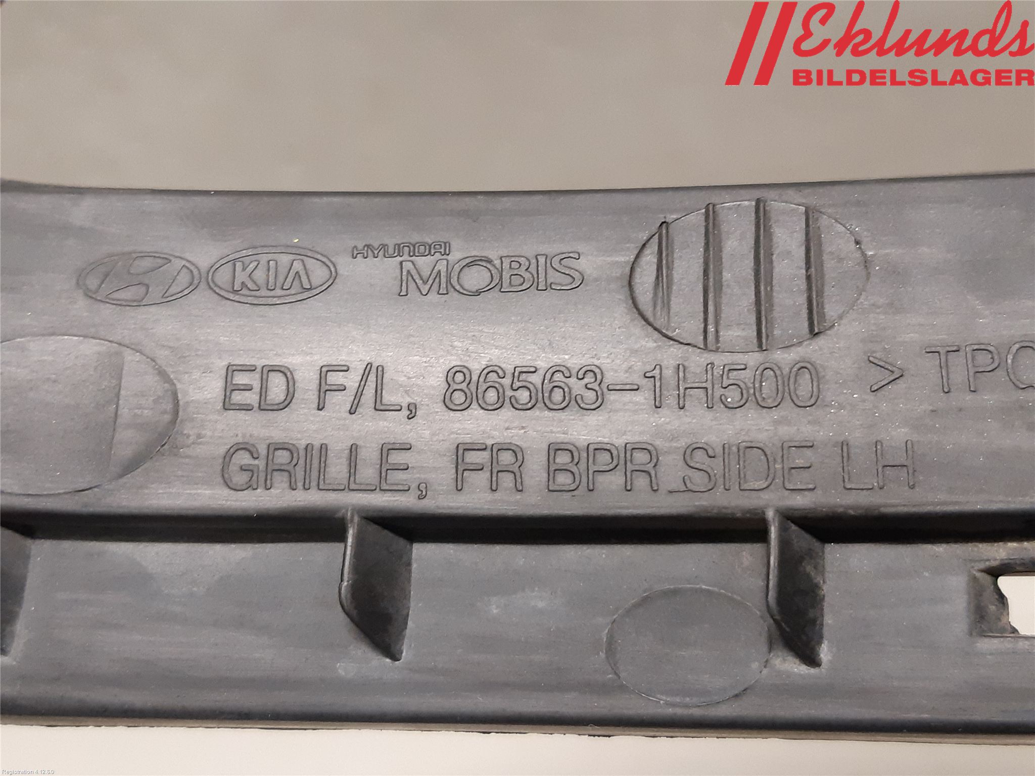 Kia CEED 06-12 Dimljussarg Fram