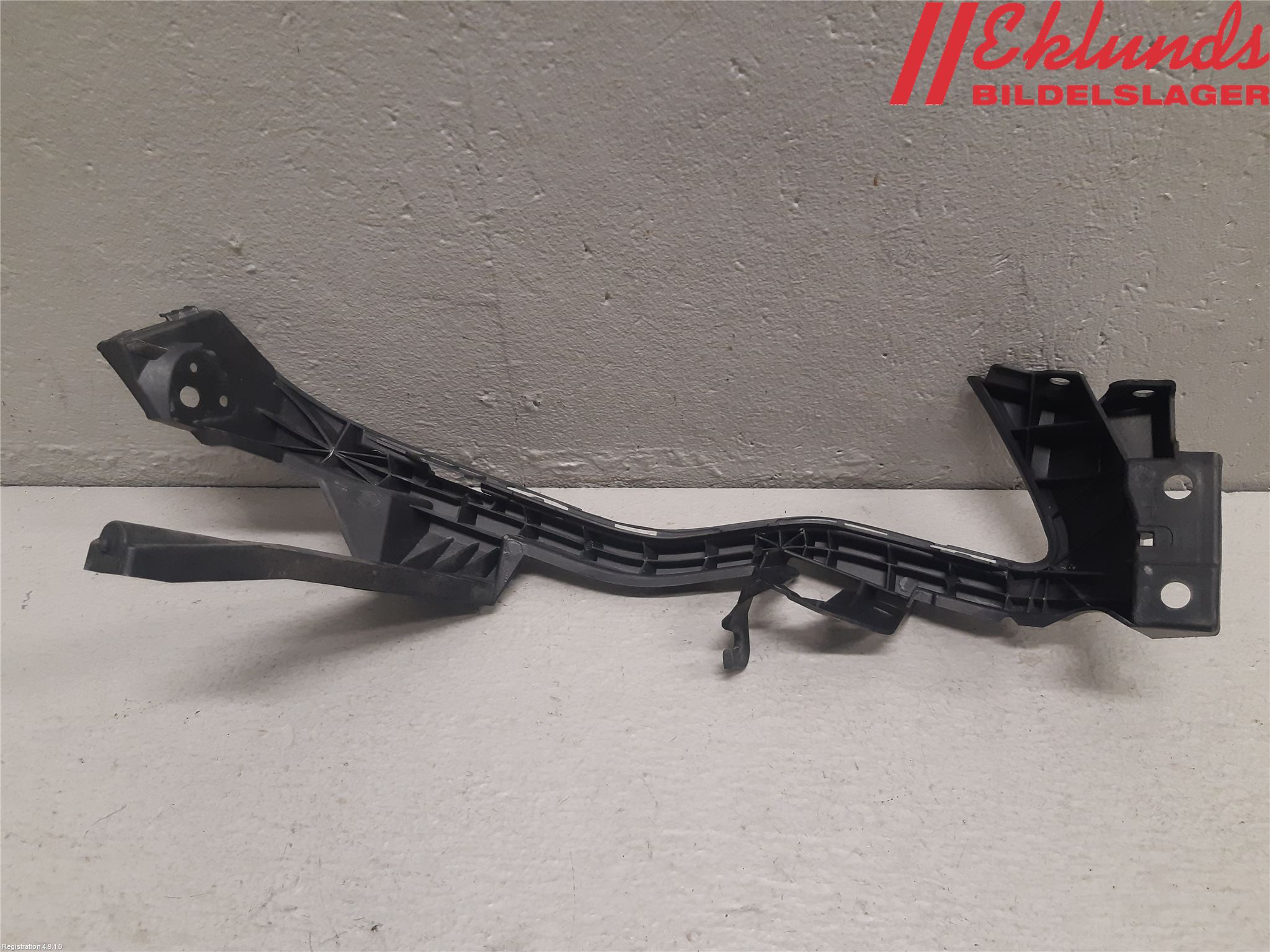 Subaru XV 12-17 Strålkast Fästsarg