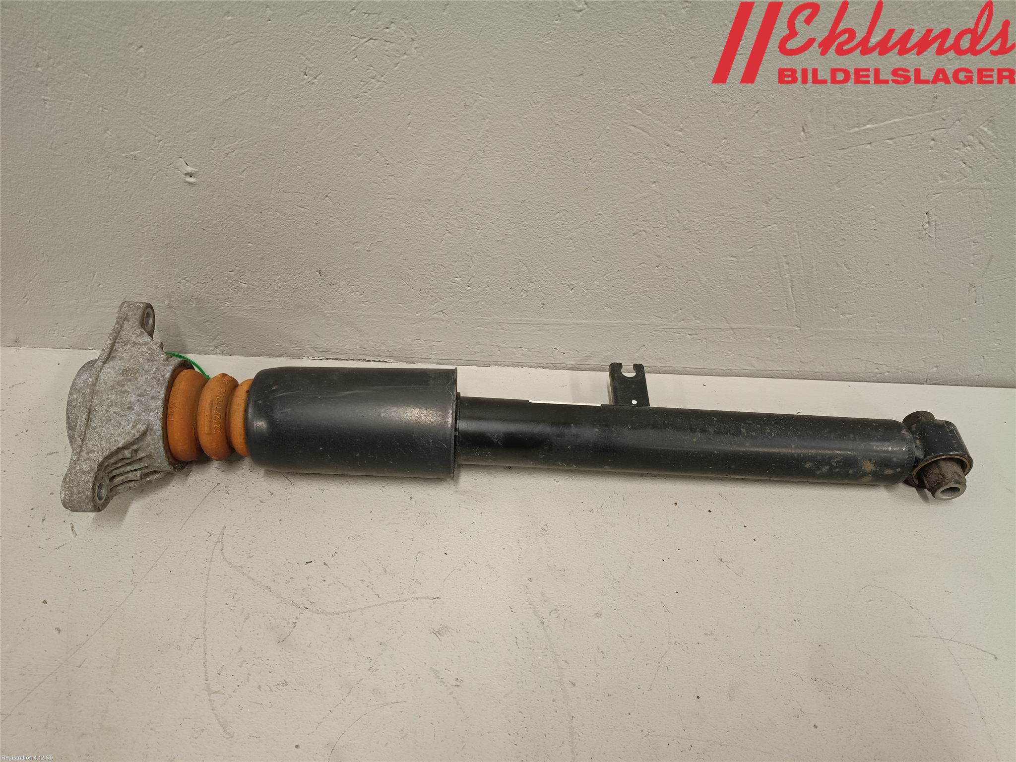 BMW 3 G20/G21/G80/G81 19- Stötdämpare Bak