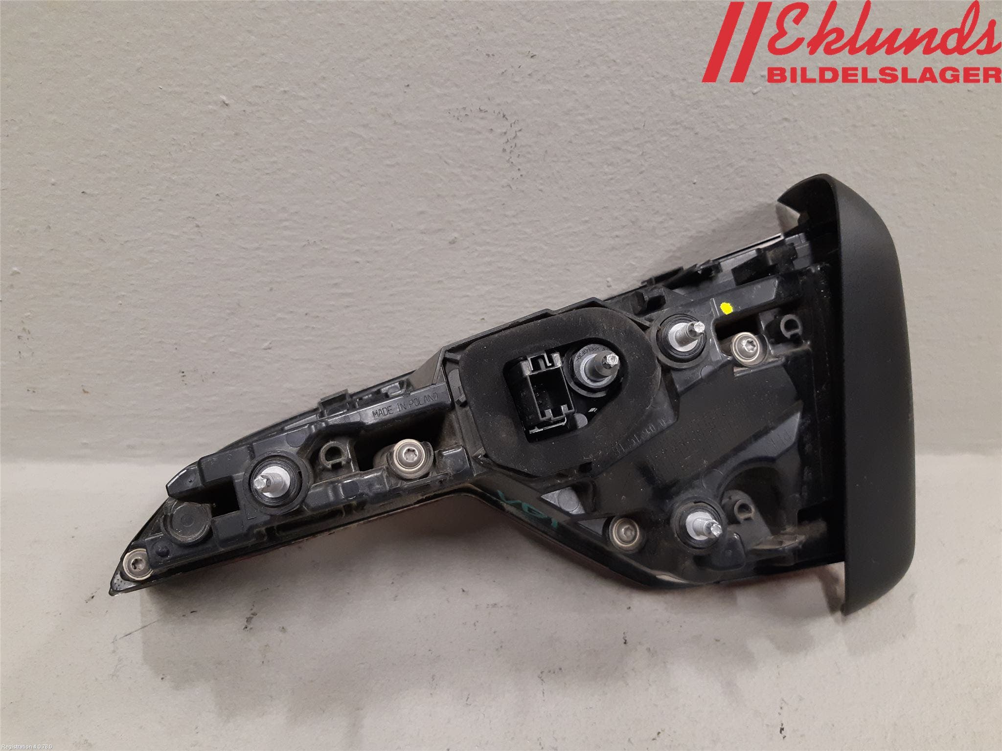 Audi A4/S4 B9 16-19 Bakljus Lucka Vä