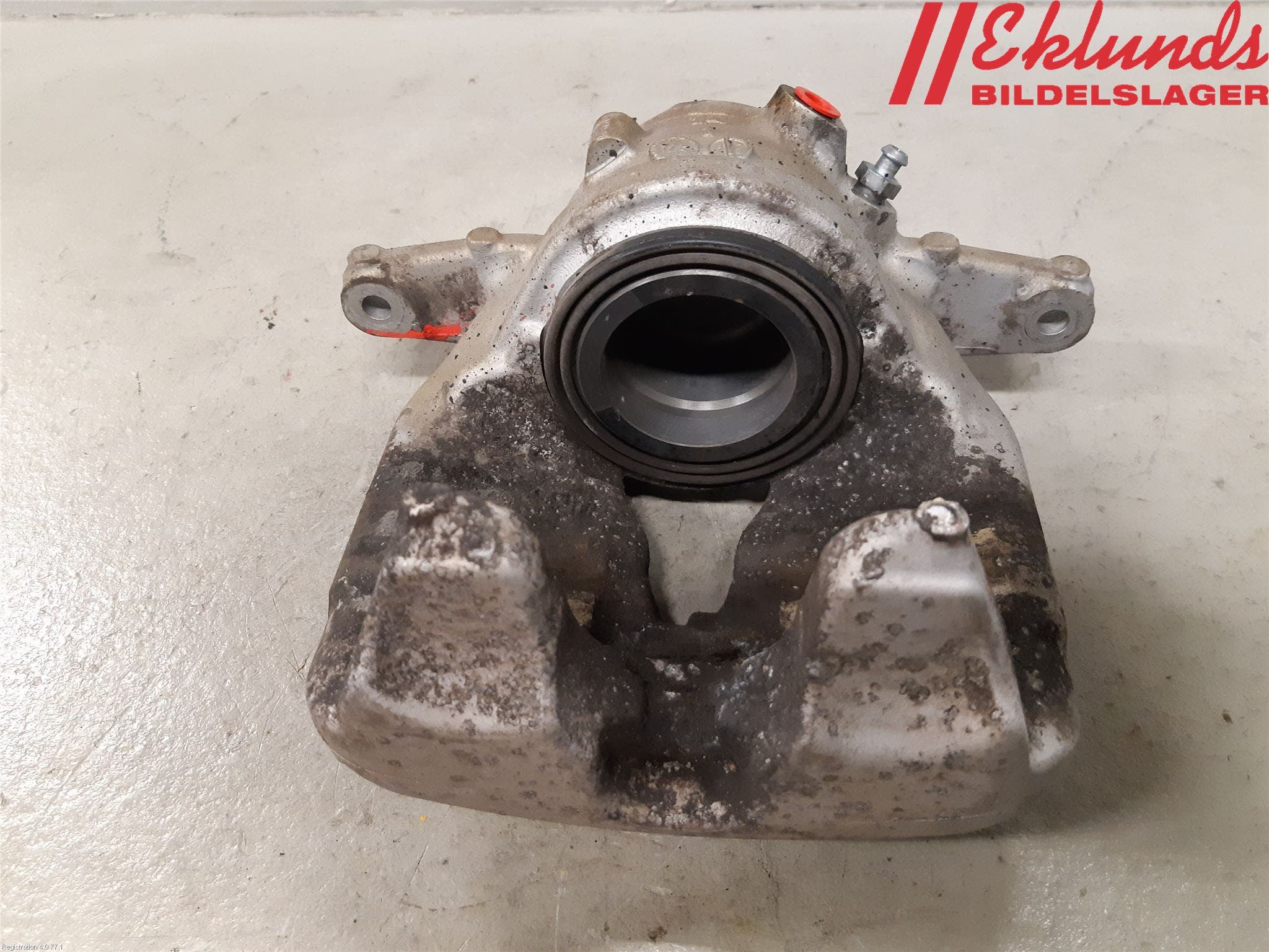 Mercedes-Benz MB C-KLASS (W205) 14-21 Bromsok Fram Vänster