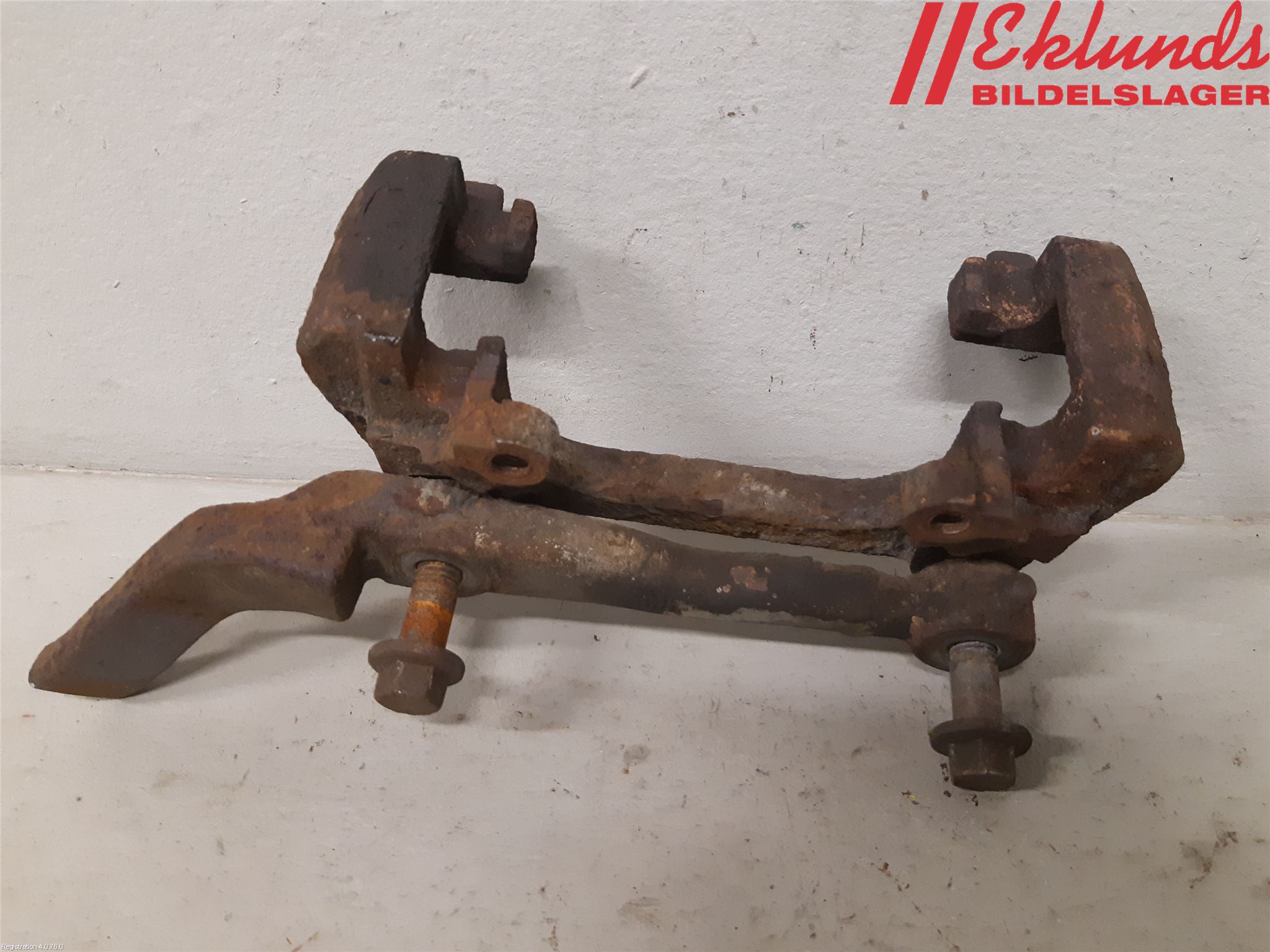 Volvo V70 05-08 Bromsokshållare