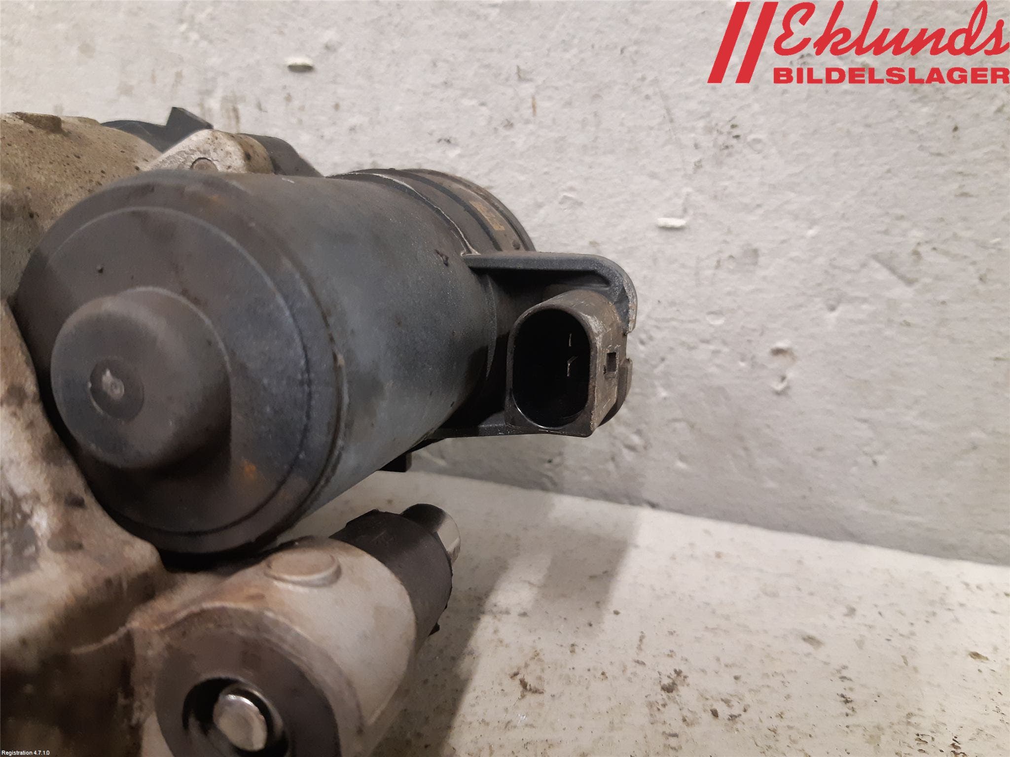 Mercedes-Benz MB C-KLASS (W205) 14-21 Bromsok Bak Vänster