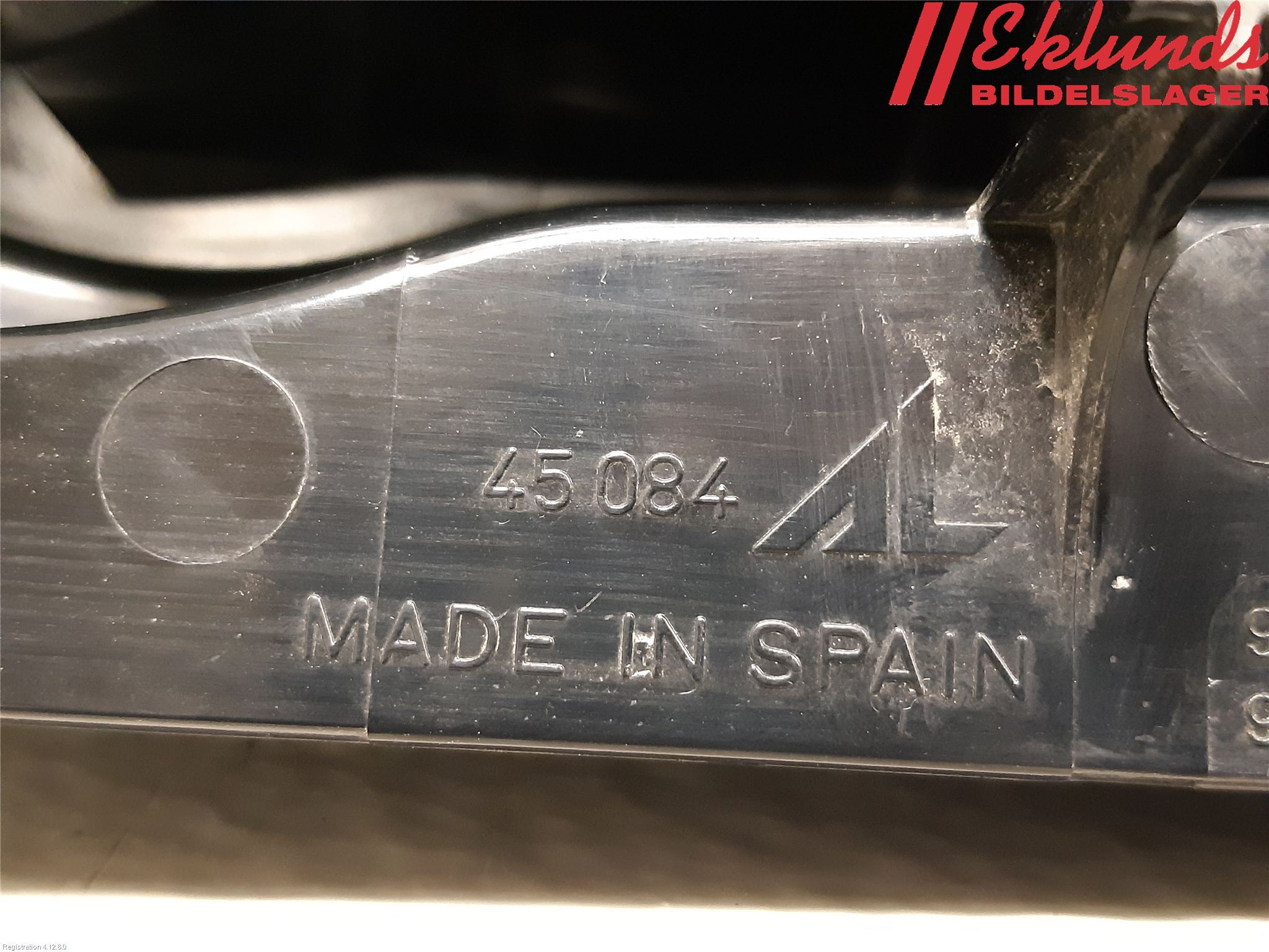 Peugeot PARTNER 16-18 Bakljus Höger