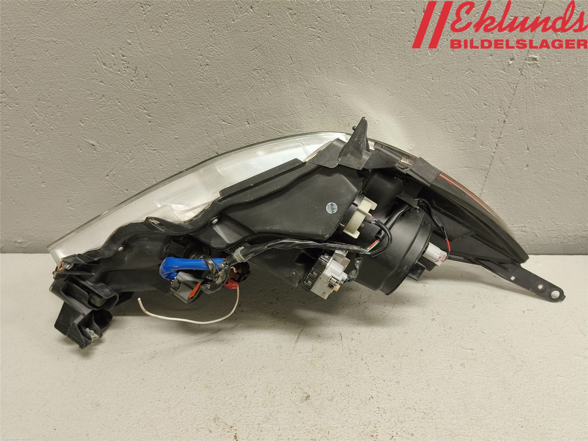 Subaru OUTBACK 15-20 Strålkastare Vänster