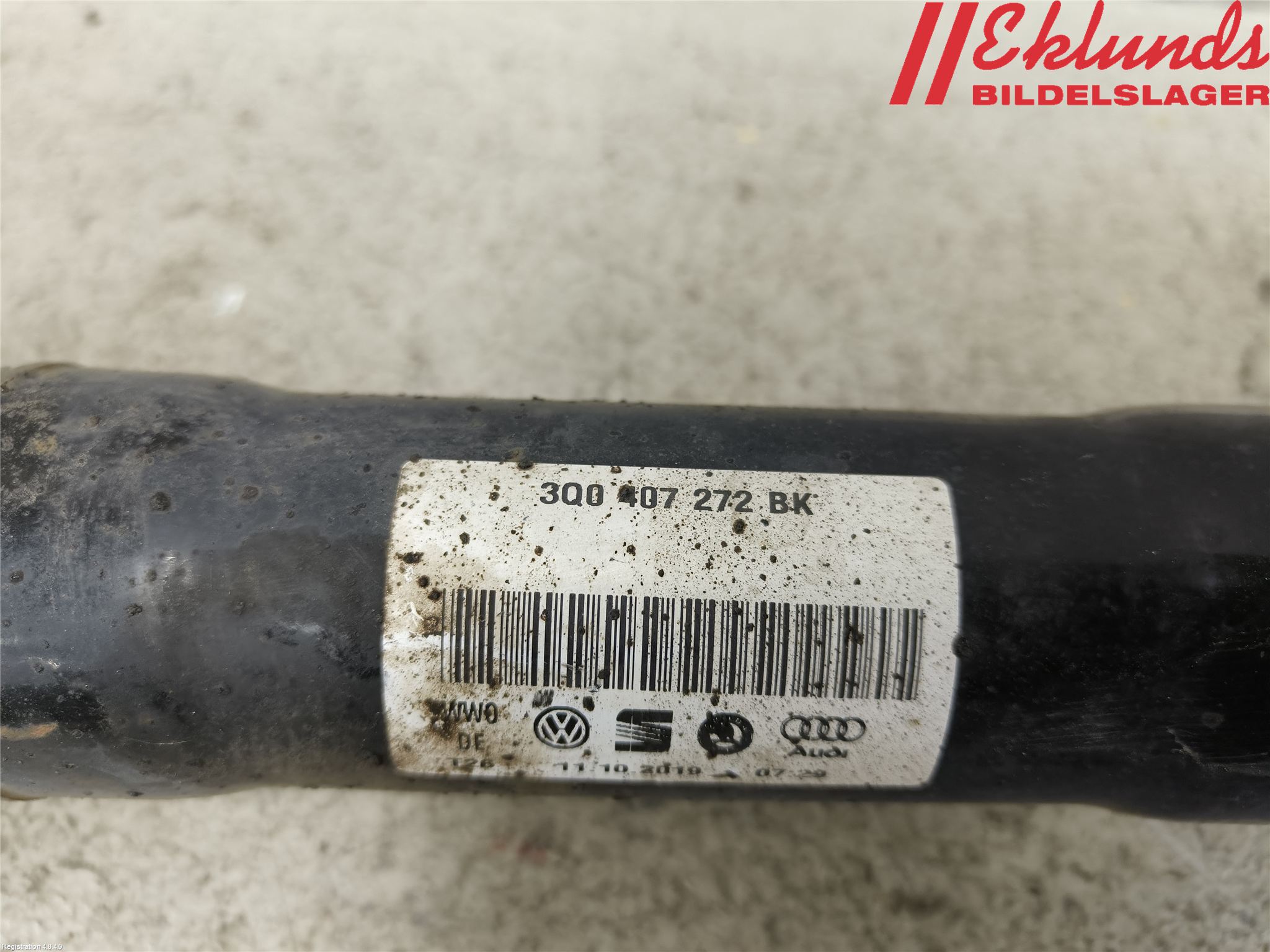 Volkswagen VW PASSAT 20-24 Drivaxel Fram Höger