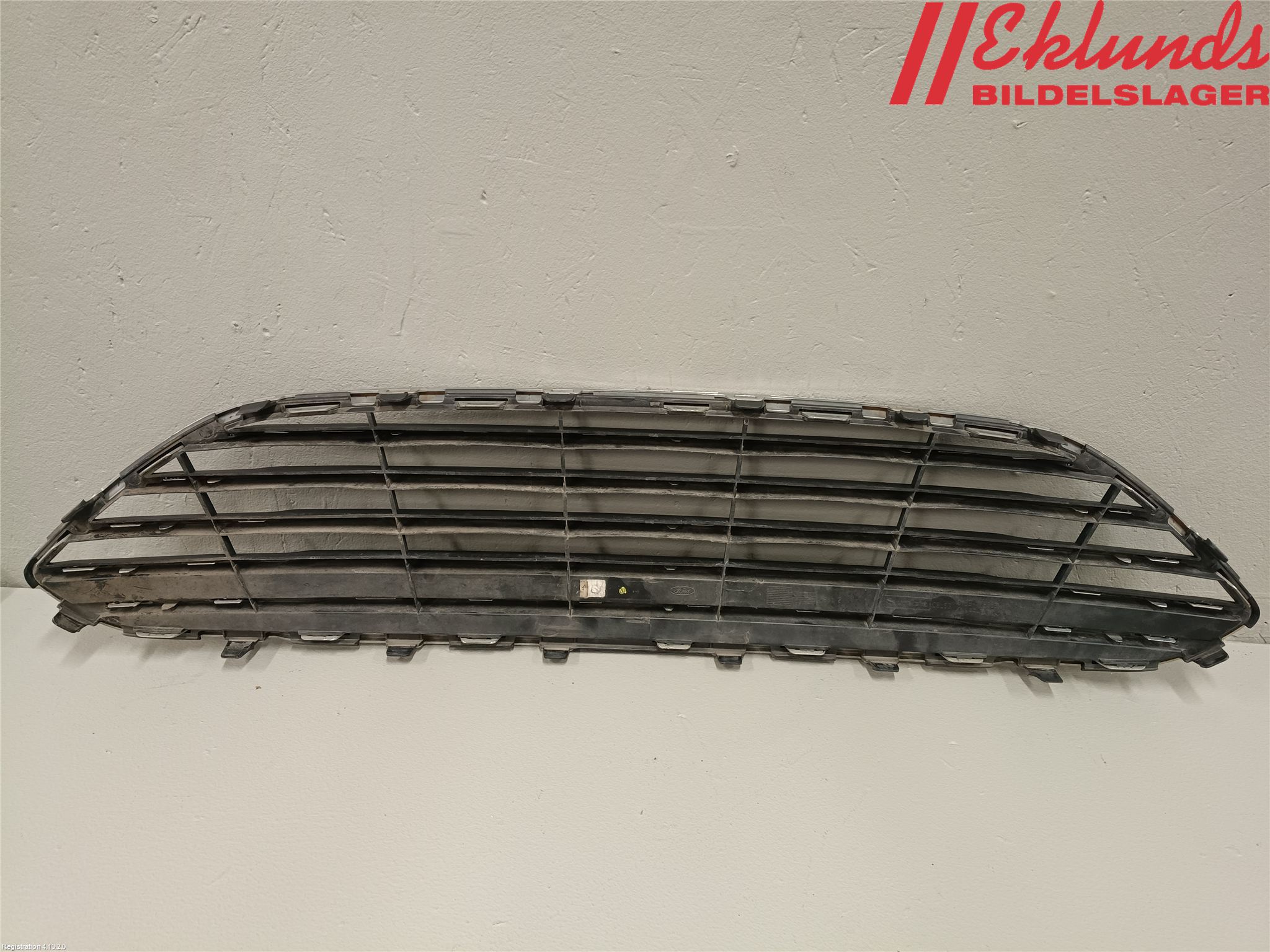 Ford FIESTA 13-17 Grill Komp