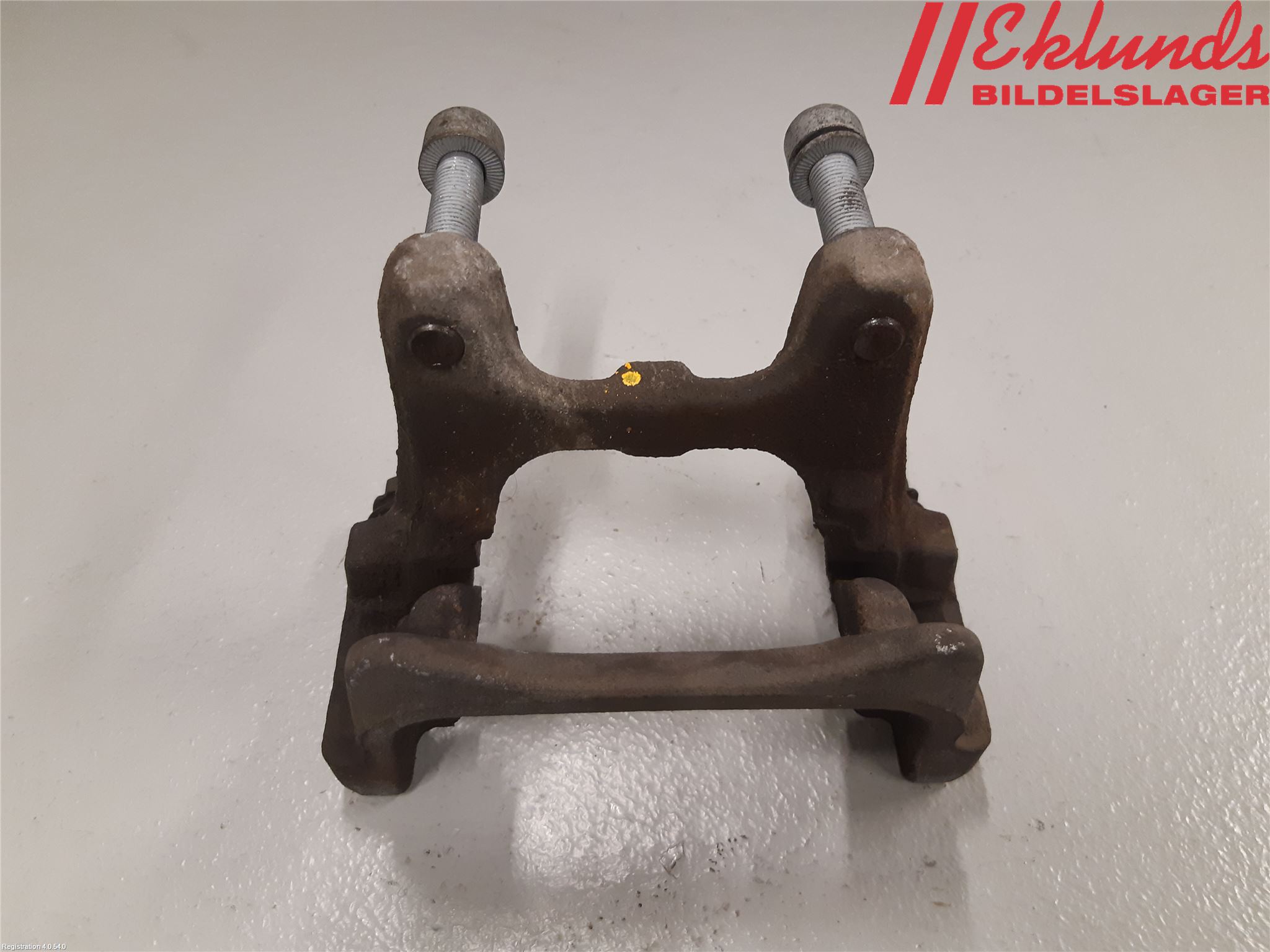 Audi Q3 8U 12-18 Bromsokshållare