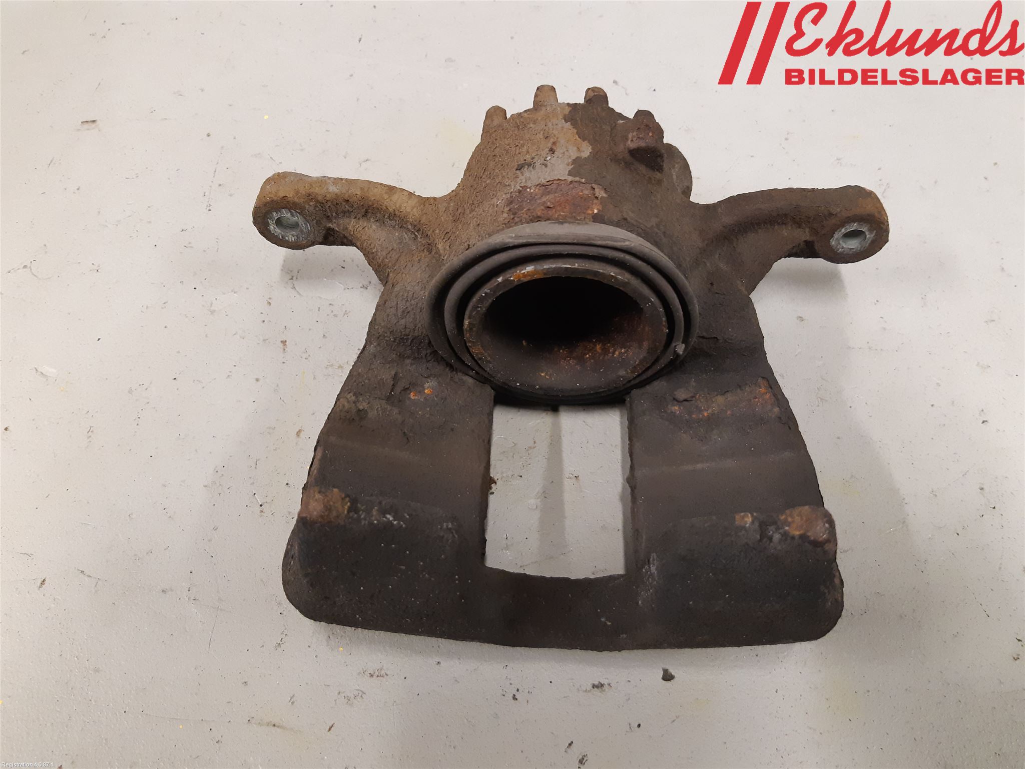 Nissan NV300 16-22 Bromsok Fram Höger