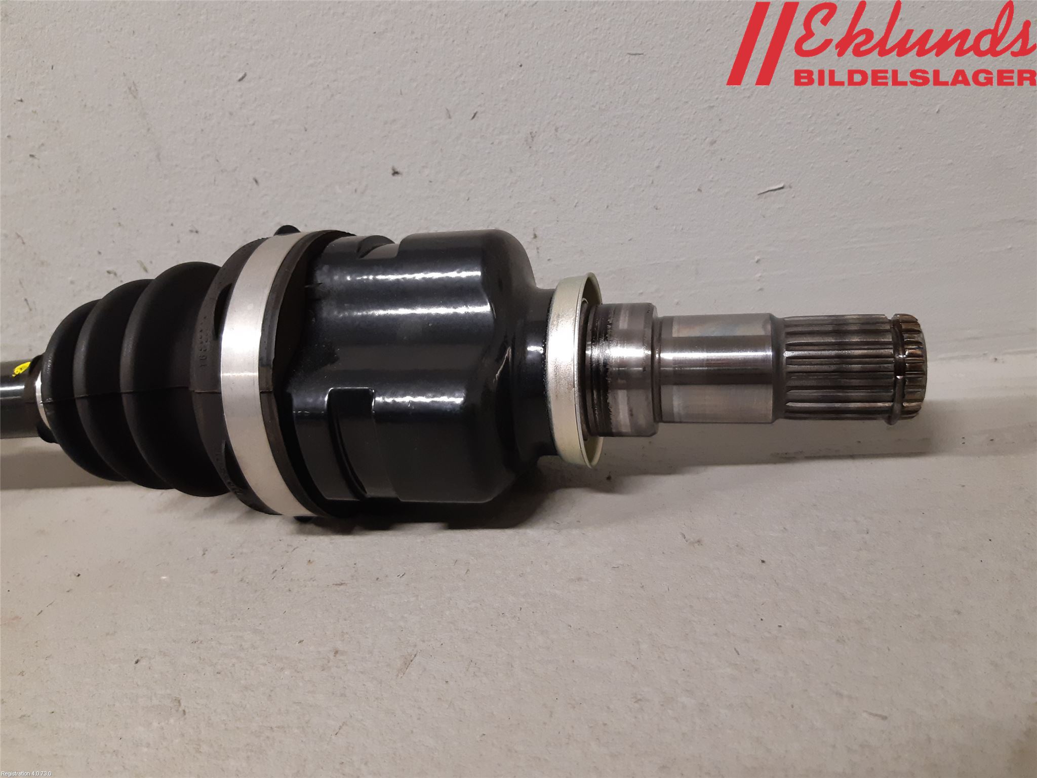 Toyota YARIS XP130 15-20 Drivaxel Fram Höger