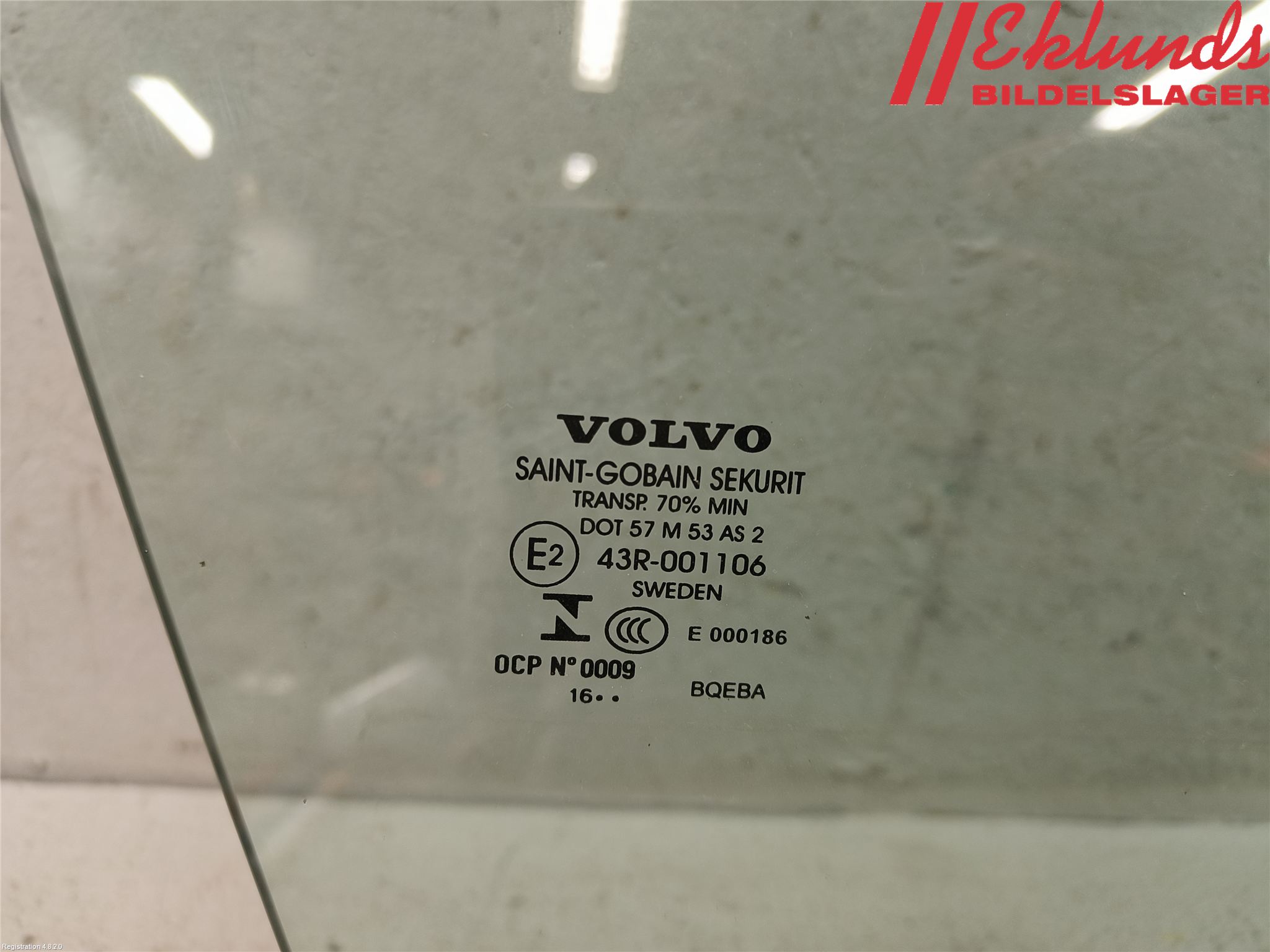 Volvo XC90/RECHARGE 16- Dörruta Fram Höger