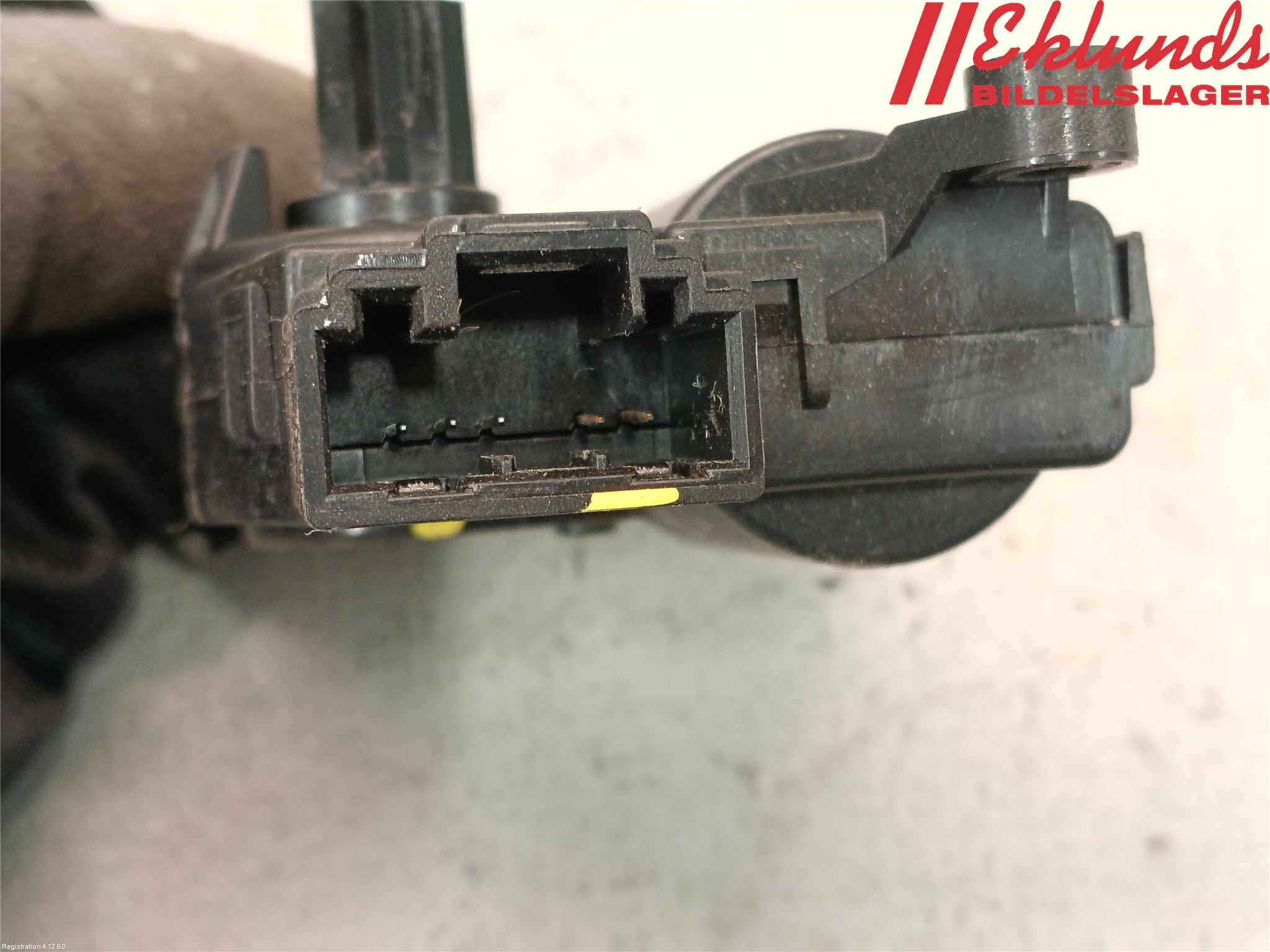 Tesla MODEL 3 17- Värme Reglermotor